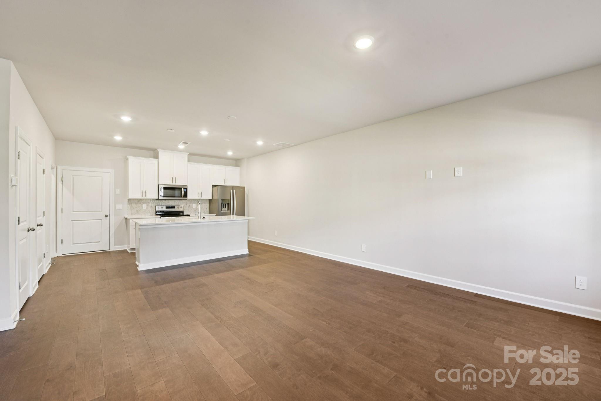109 Ciara Pl #E, Mooresville, NC 28117