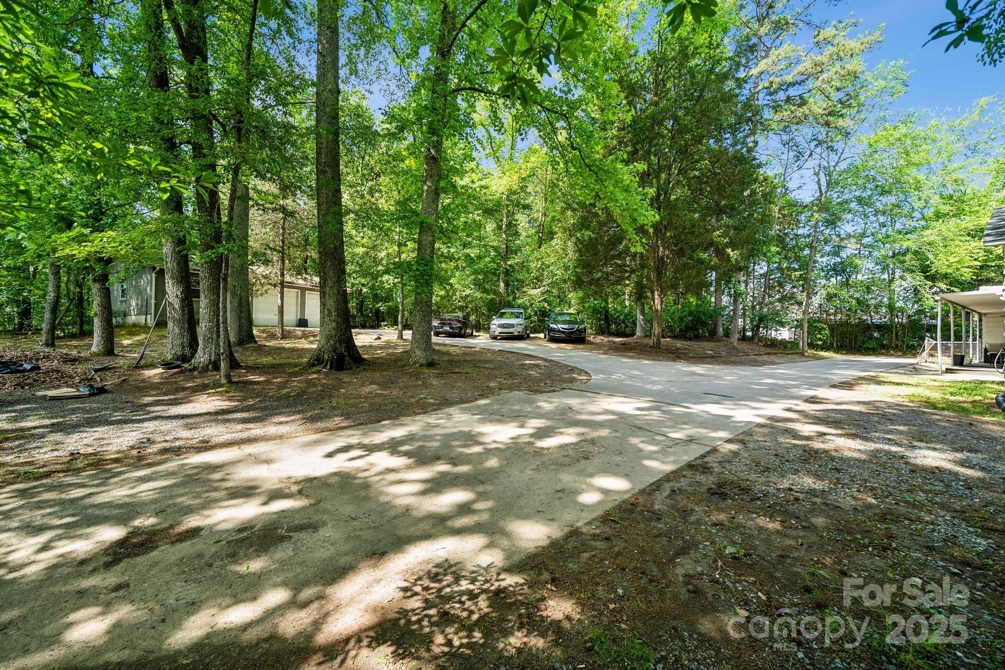 1917 Tom Sadler Rd, Charlotte, NC 28214