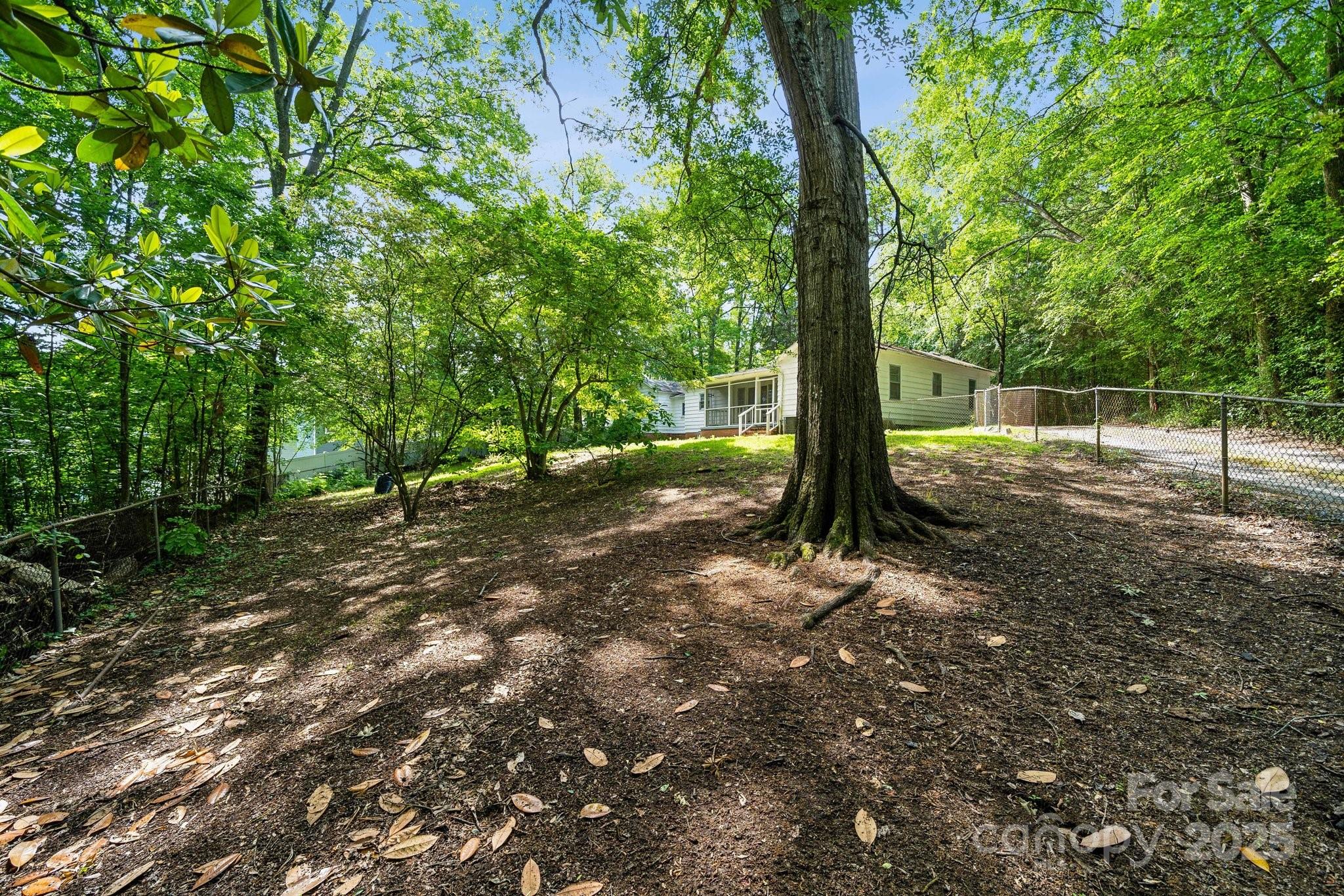 1917 Tom Sadler Rd, Charlotte, NC 28214