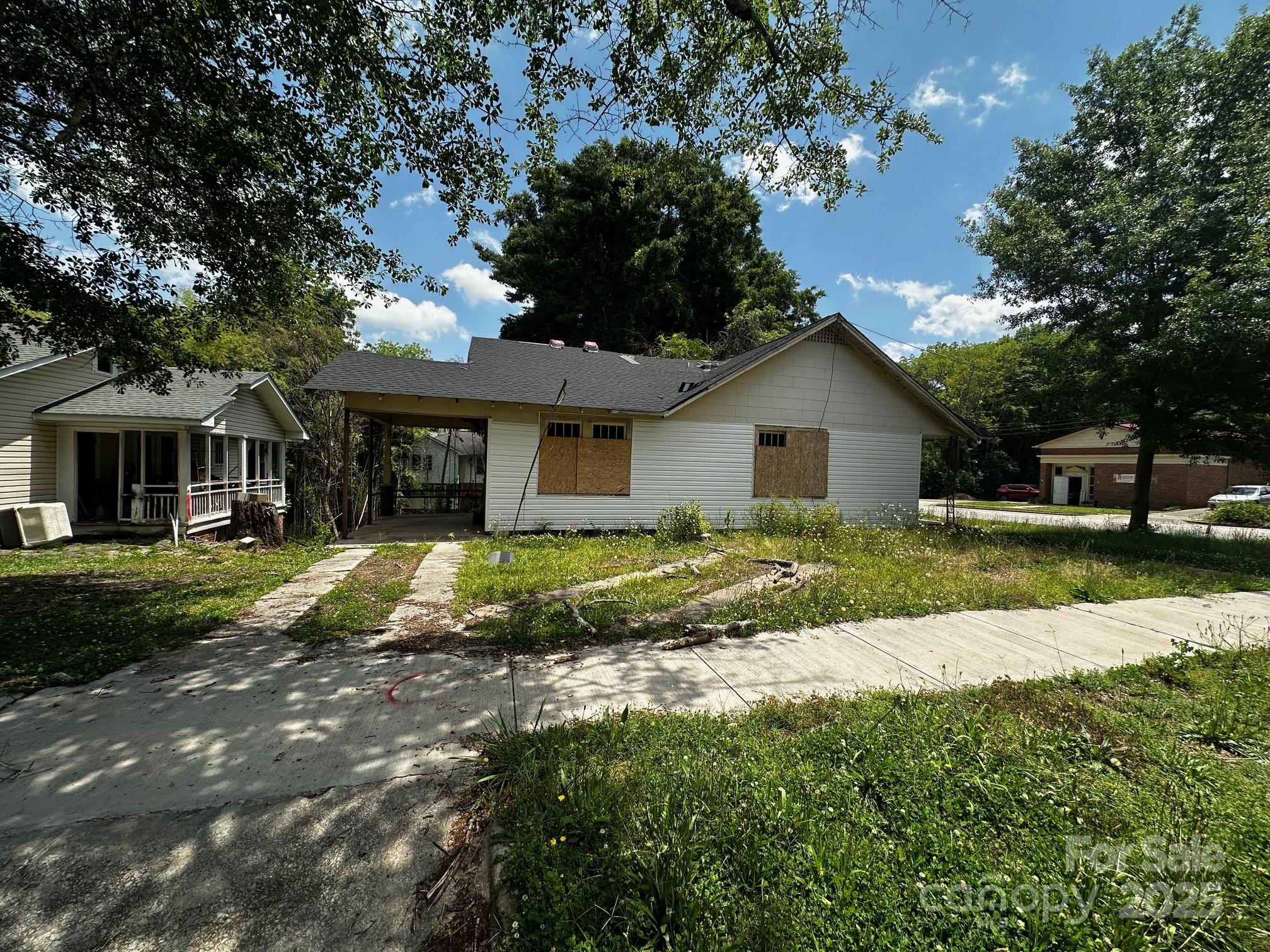 306 E Arch St, Lancaster, SC 29720