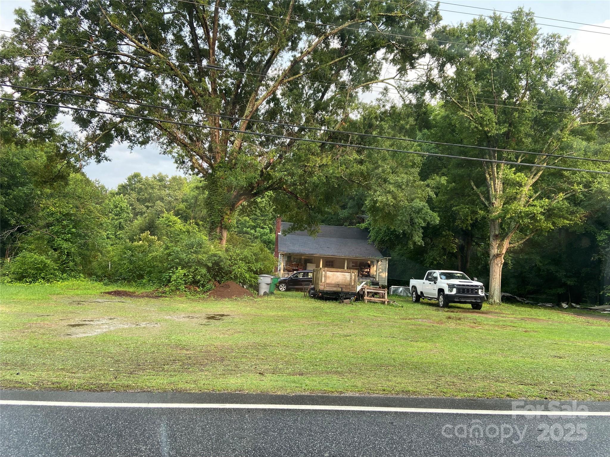 9832 Harrisburg Rd, Charlotte, NC 28215
