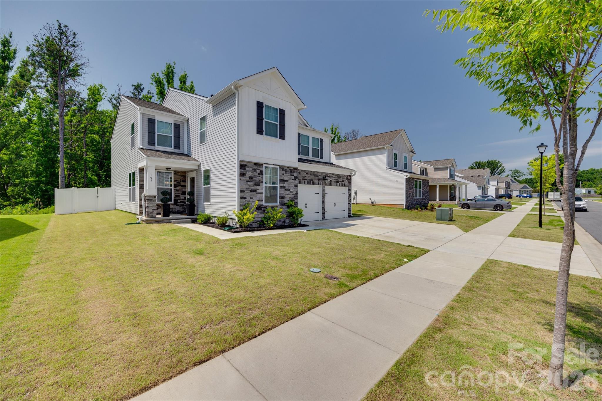 1195 Cavalier Ln, Rock Hill, SC 29730