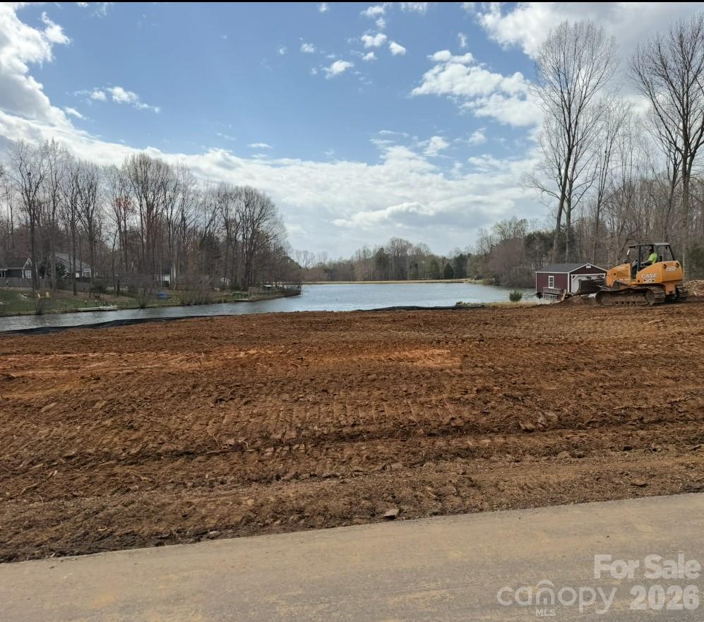 214 Farmstead Ln, Mooresville, NC 28117