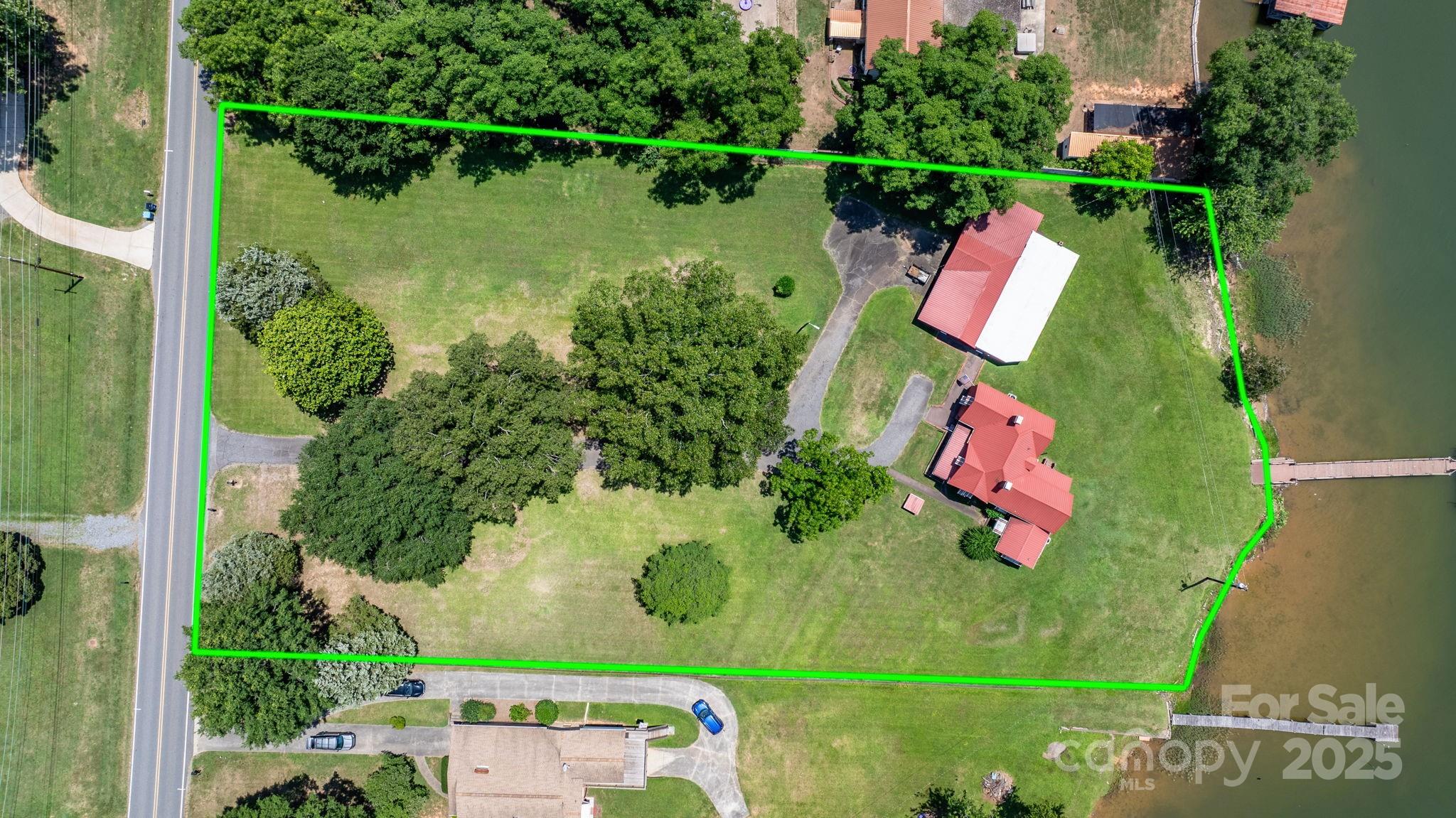 237 Shiloh Church Rd, Hickory, NC 28601