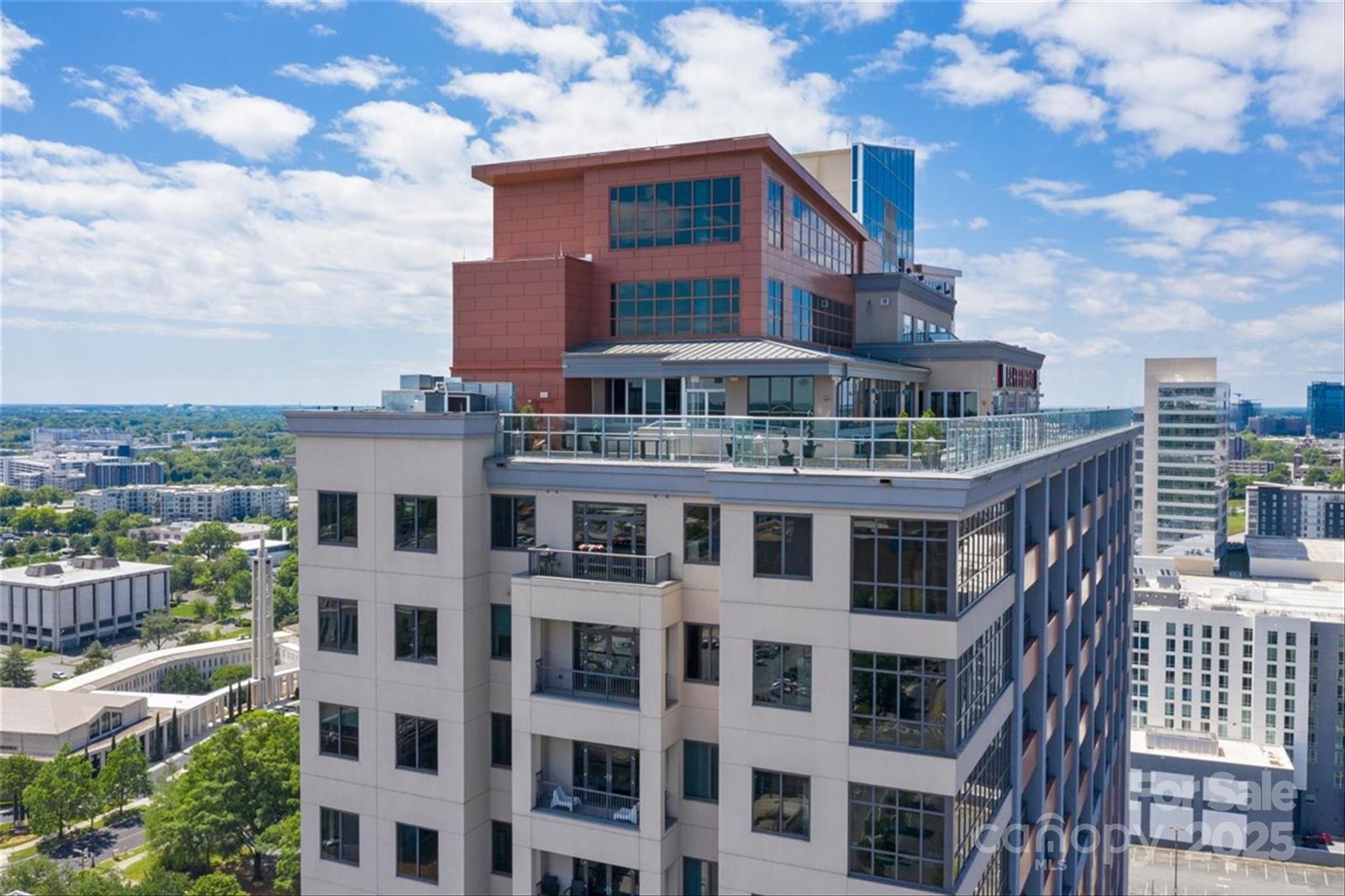 222 S Caldwell St #1812, Charlotte, NC 28202