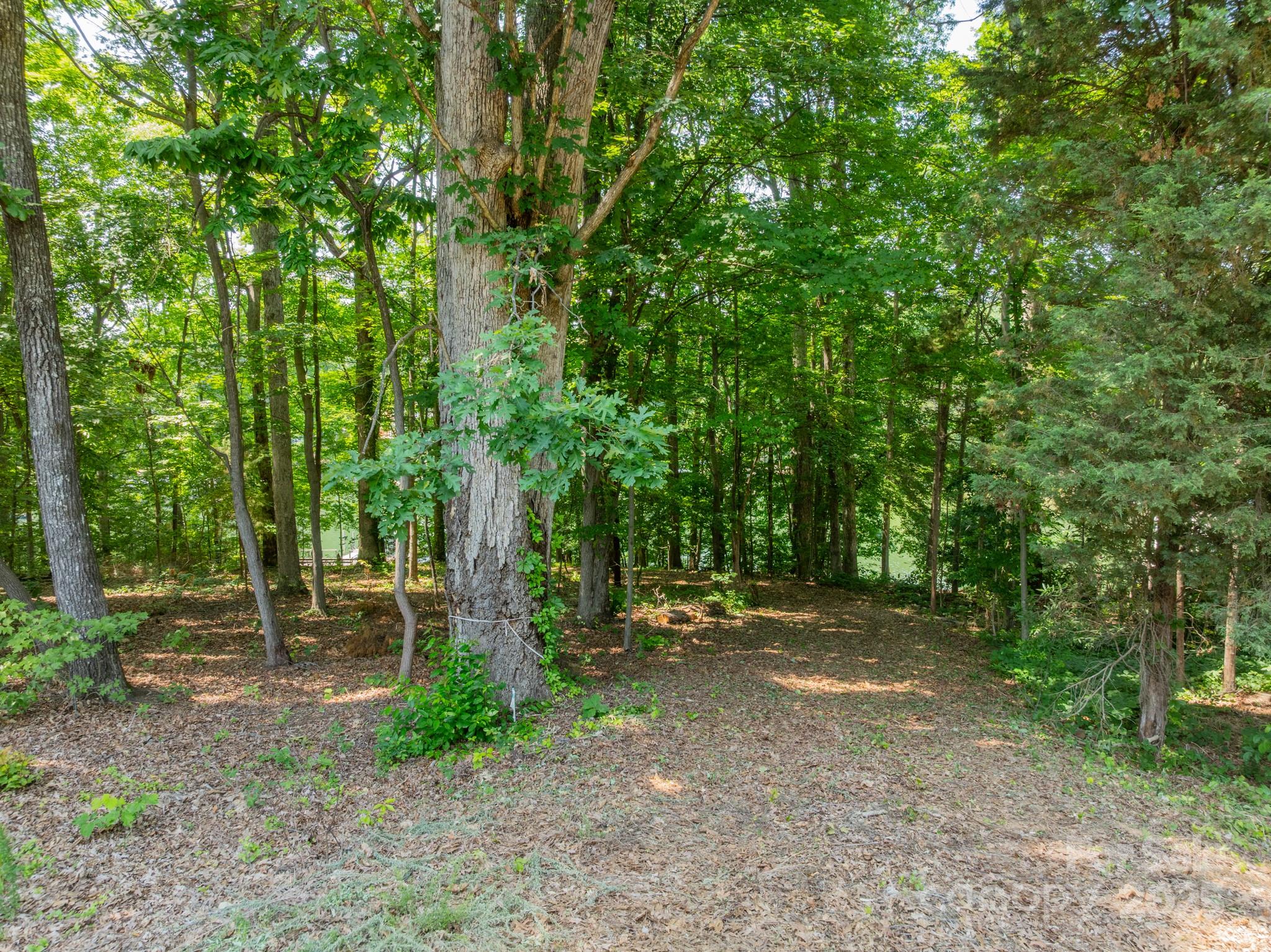 200 Greenbay Rd, Mooresville, NC 28117