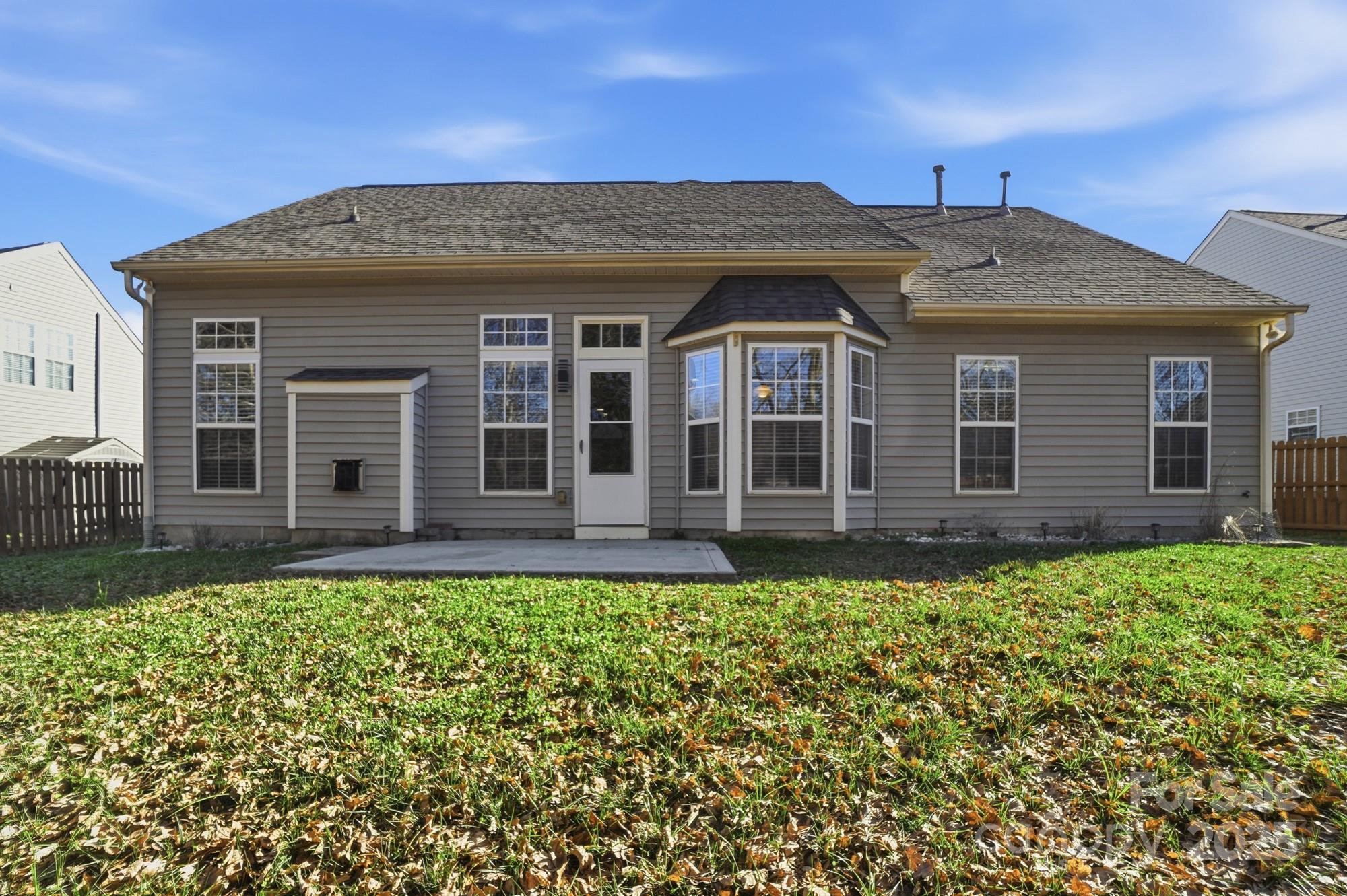 630 Springhouse Pl, Clover, SC 29710
