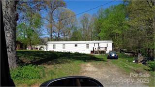 7162 Charlotte Hw, Lancaster, SC 29720