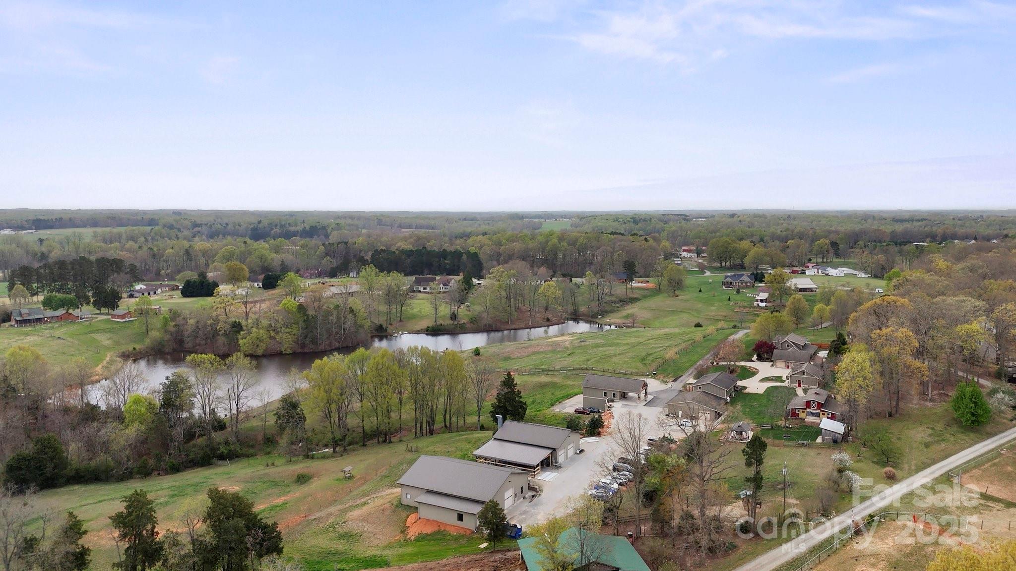 1620 London Rd, Mooresville, NC 28115
