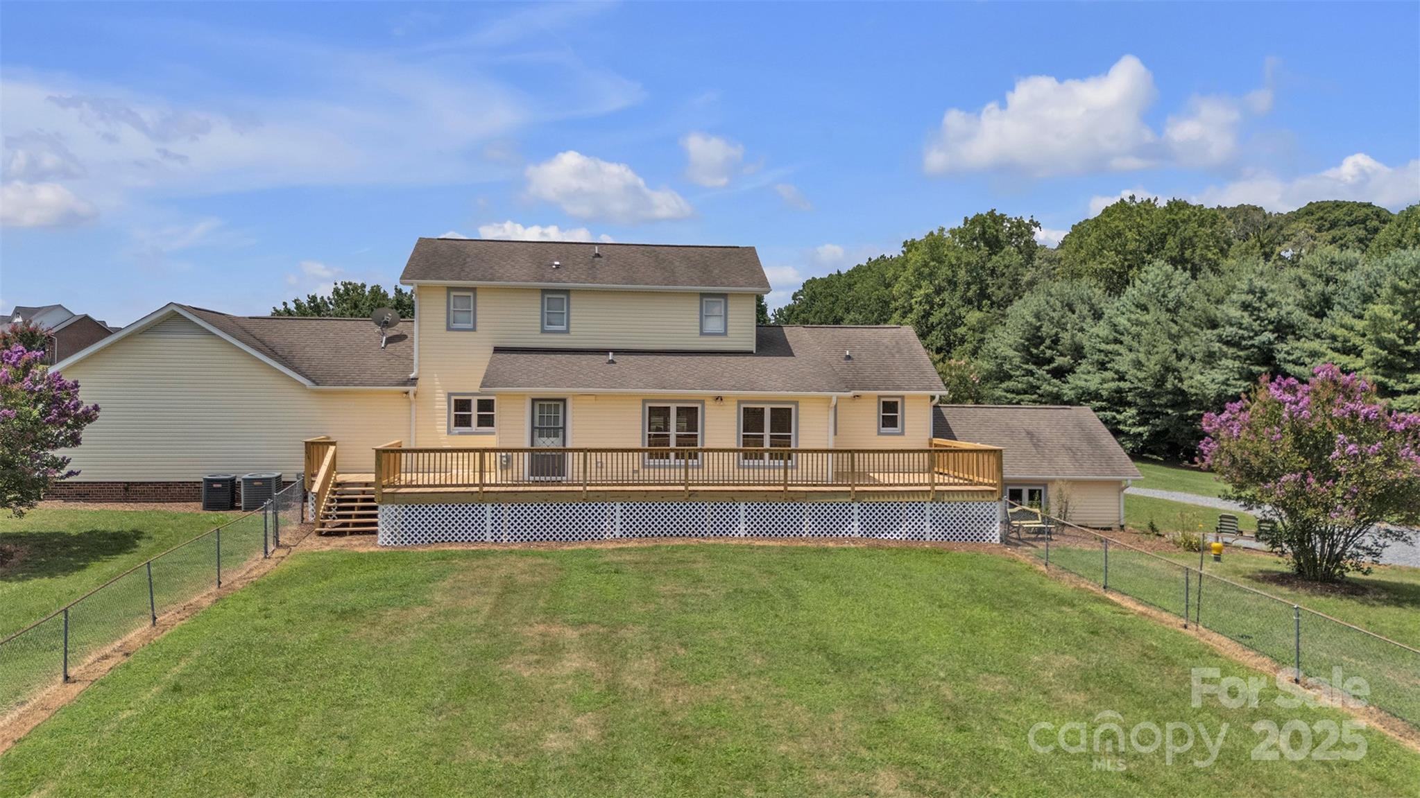 1144 Old Mountain Rd, Statesville, NC 28677