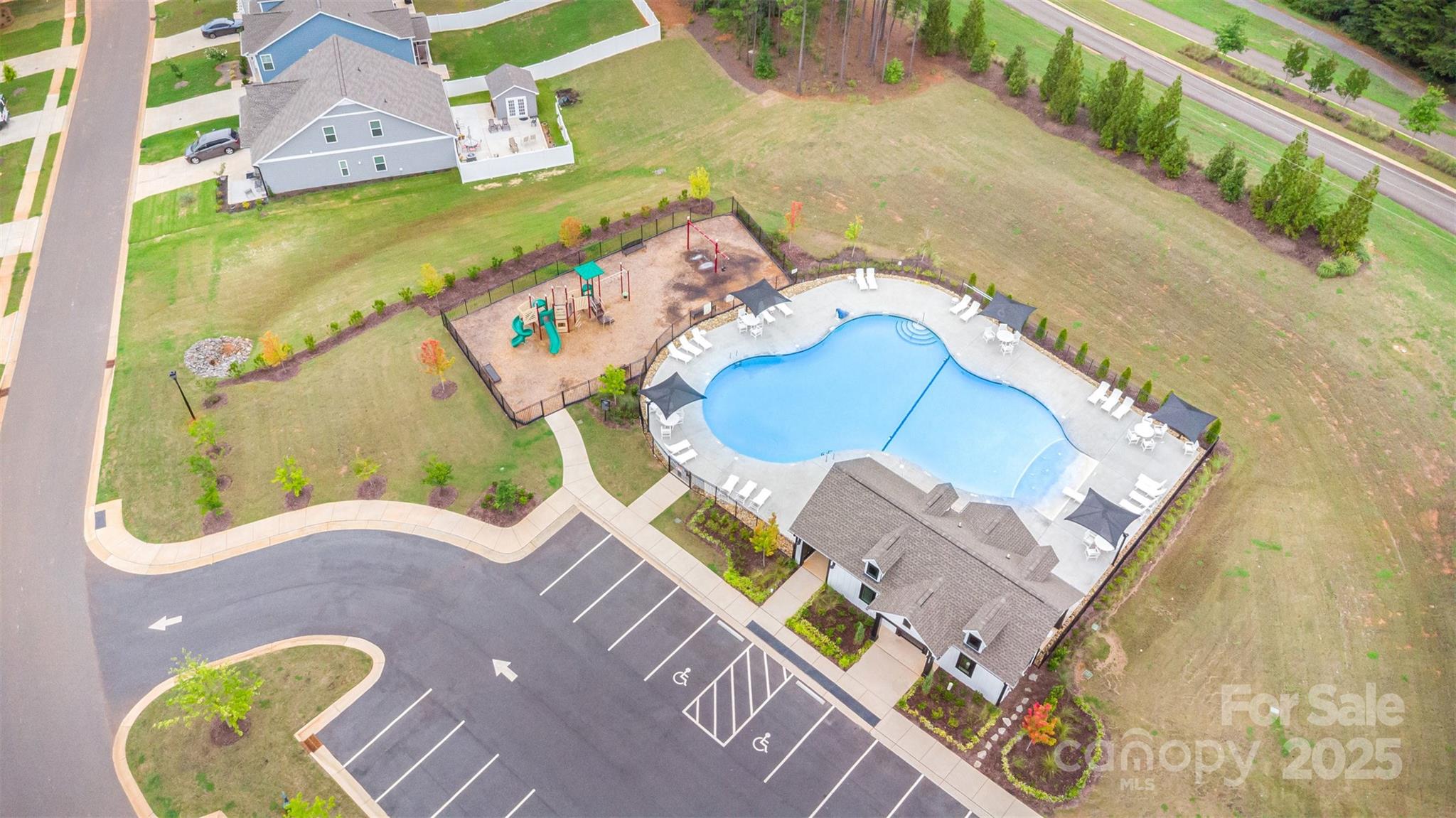 10336 Lakeshore Dr, Lancaster, SC 29720
