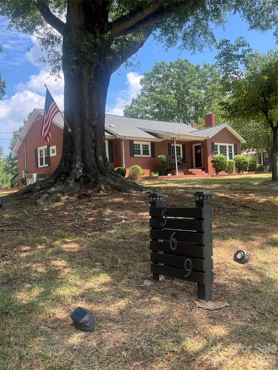 569 Great Falls Hw, Chester, SC 29706