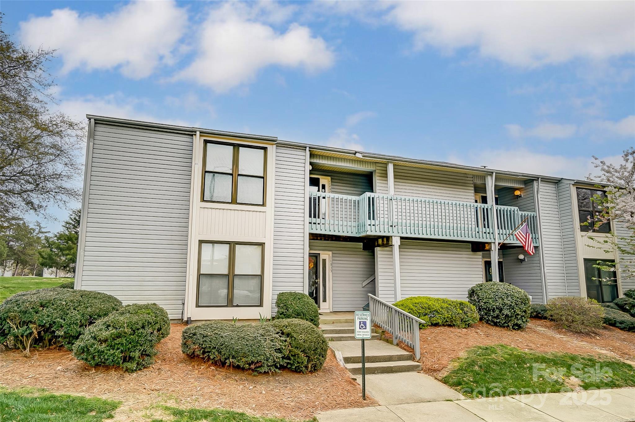 11039 Harrowfield Rd, Charlotte, NC 28226