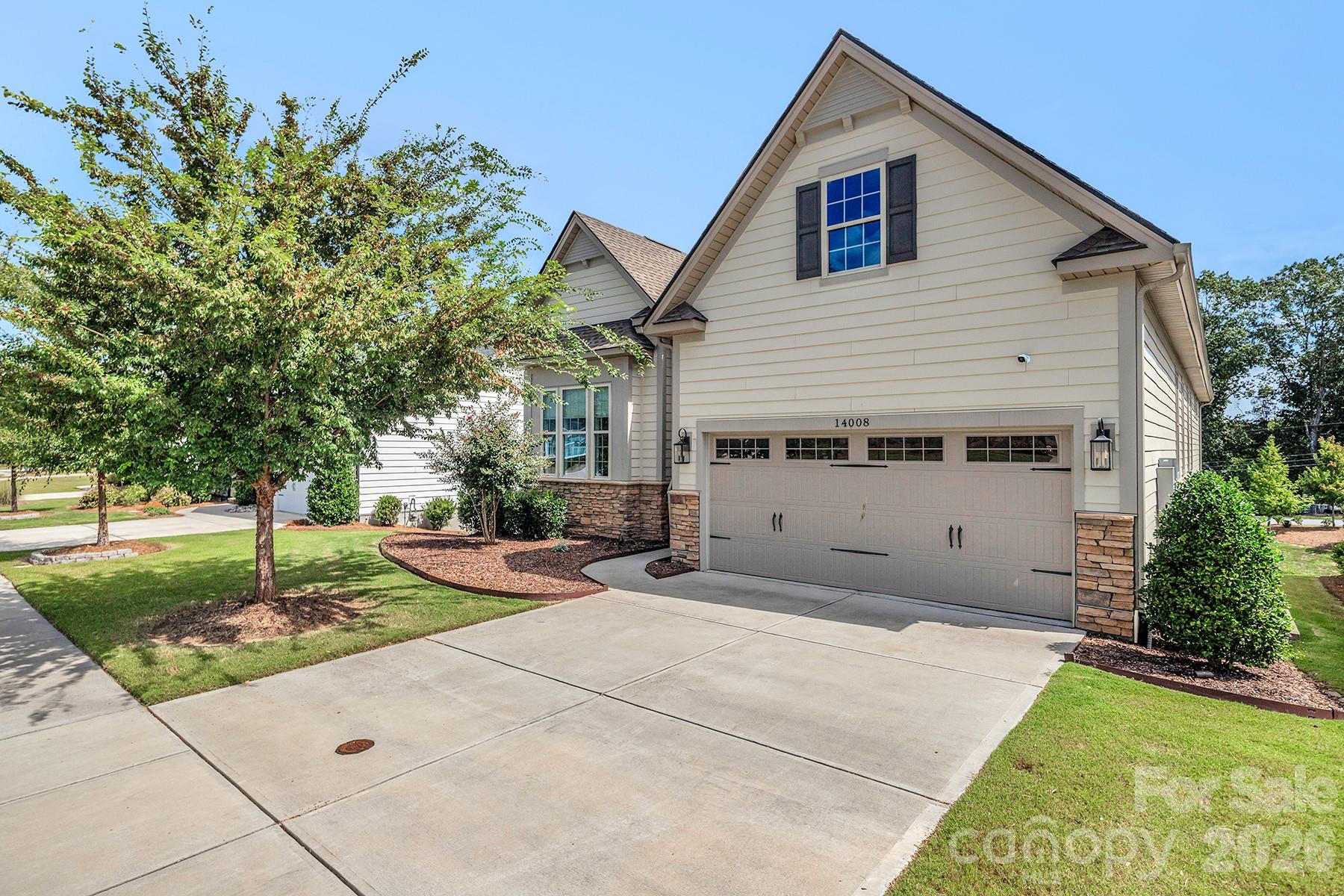 14008 Little Spring Ct, Charlotte, NC 28278