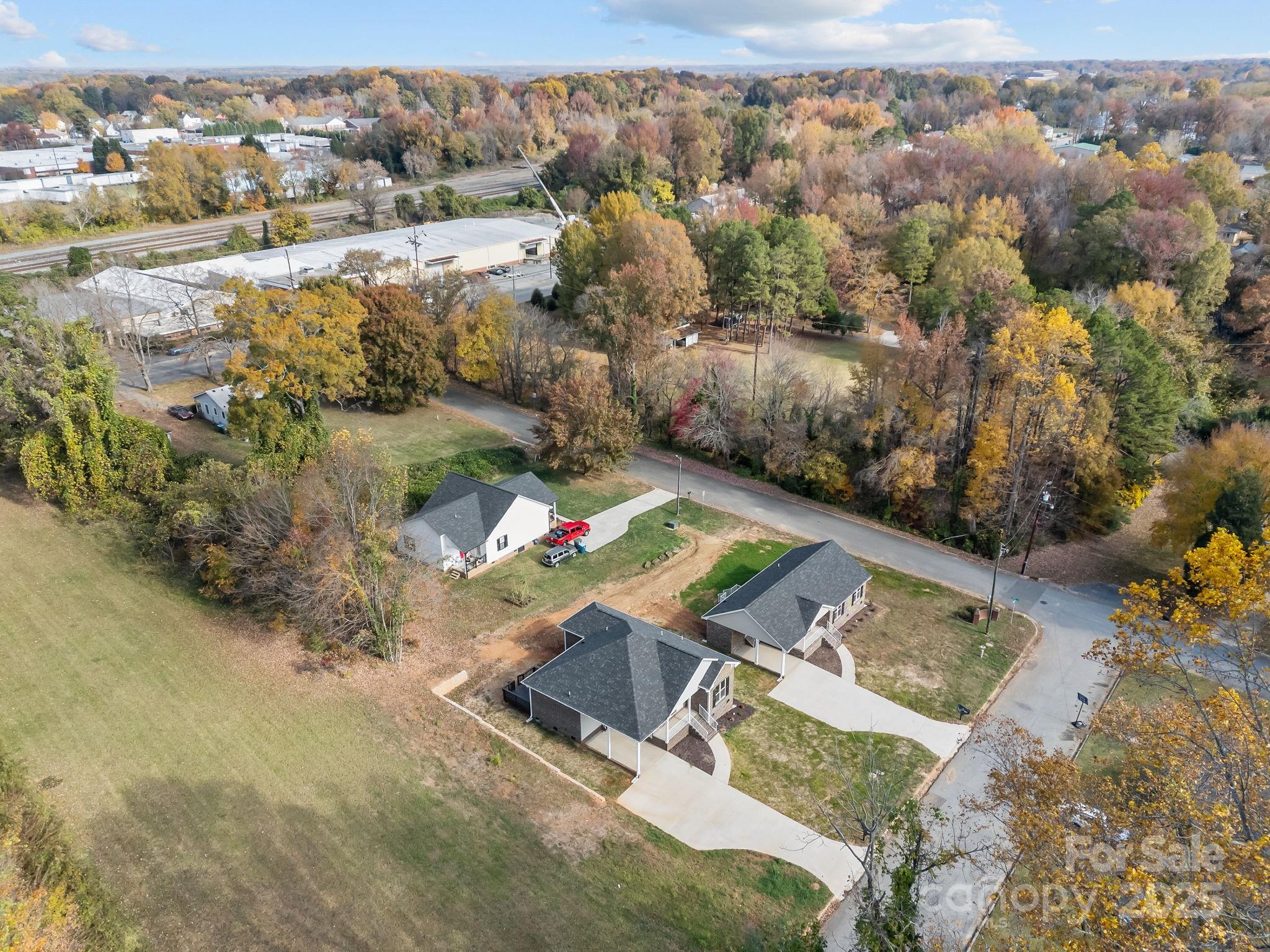 1270 N Shaver St, Salisbury, NC 28144