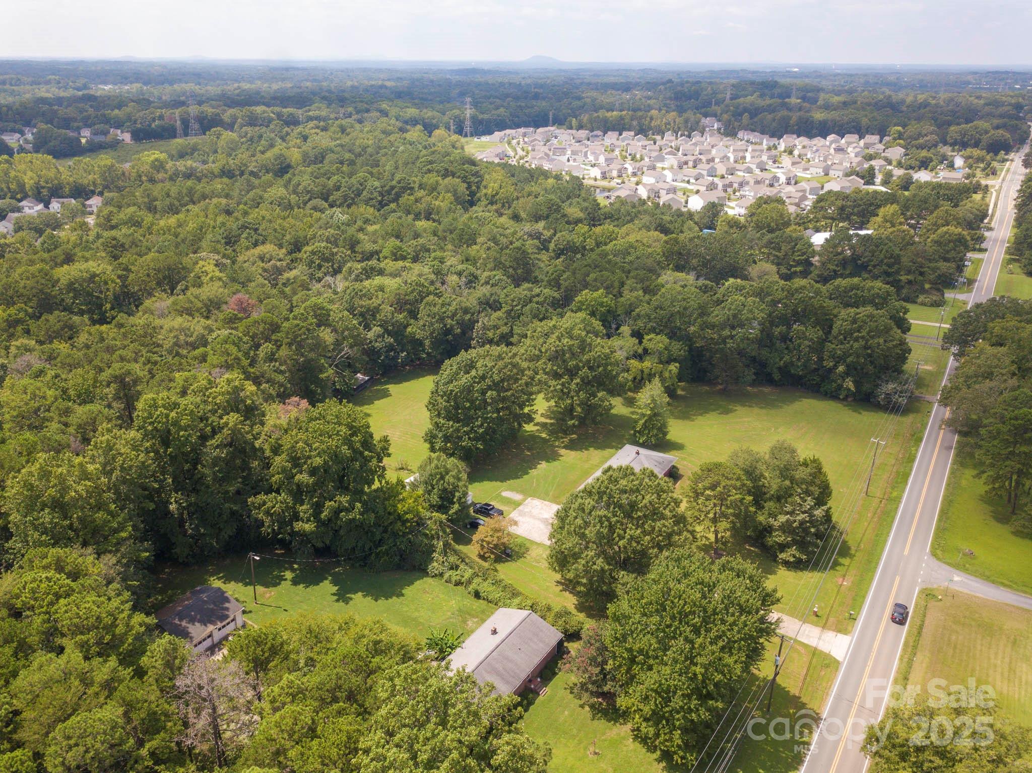 6545 Pleasant Grove Rd, Charlotte, NC 28216