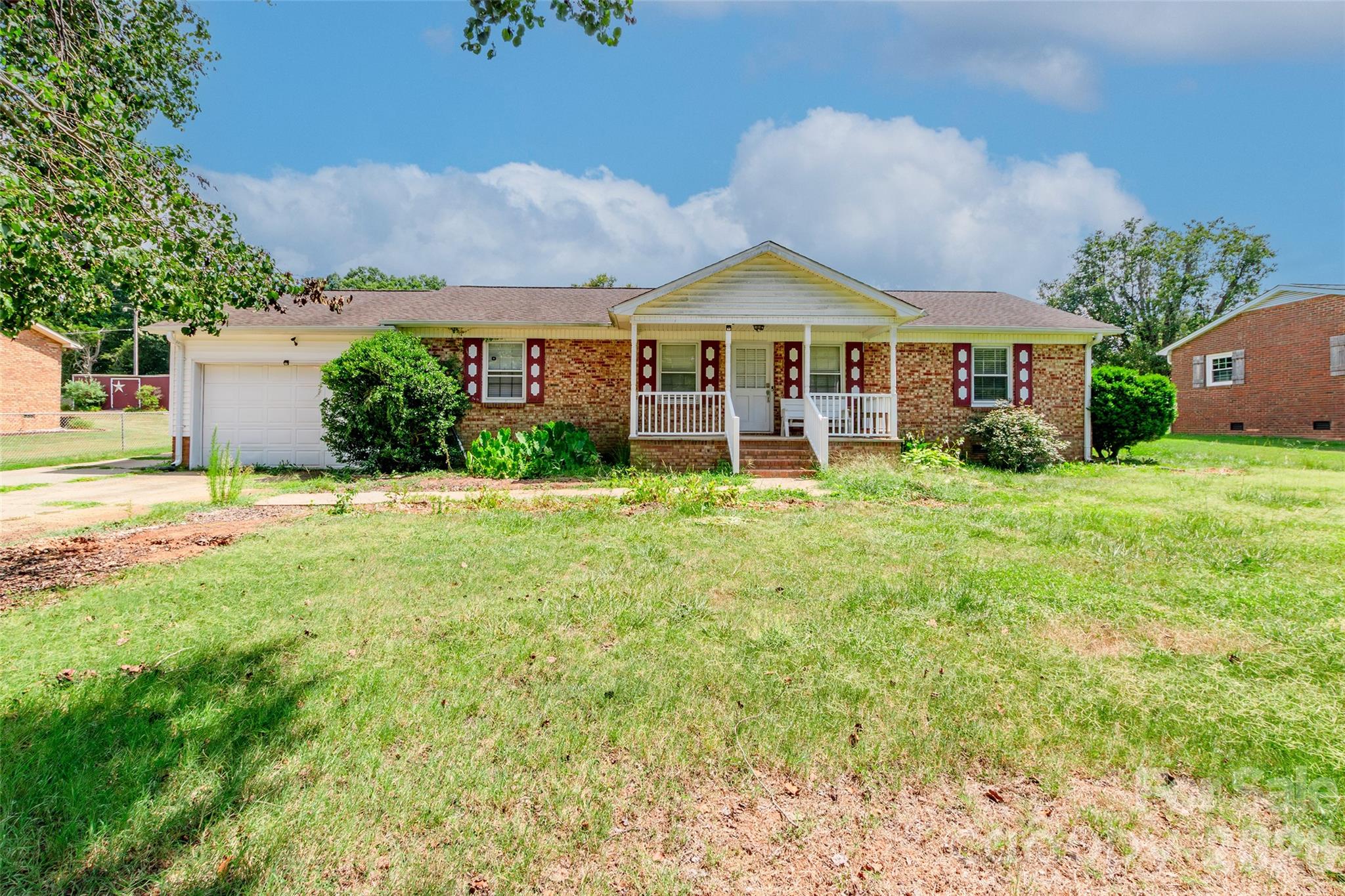 505 Pam Dr, Gastonia, NC 28056