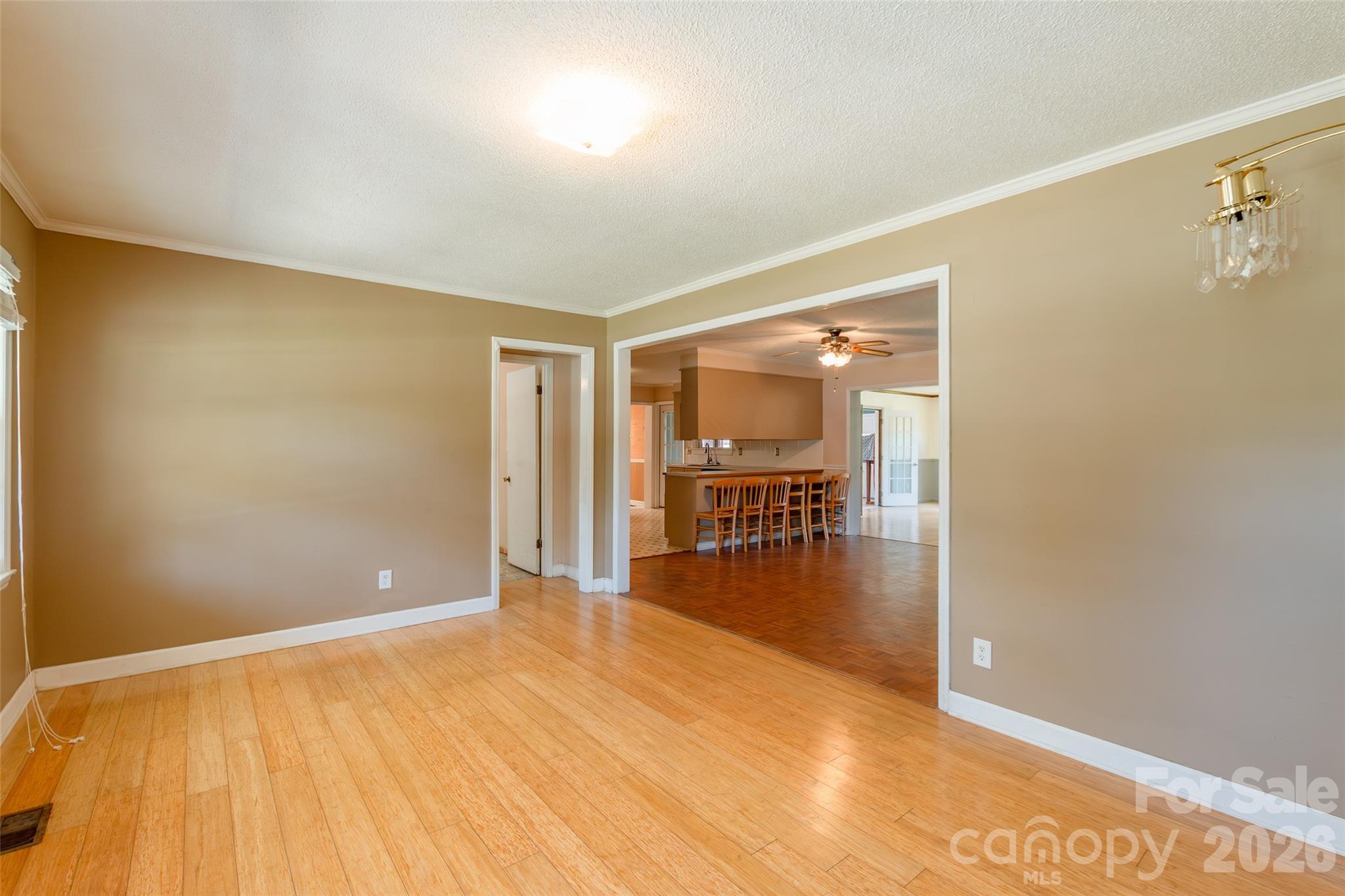 505 Pam Dr, Gastonia, NC 28056
