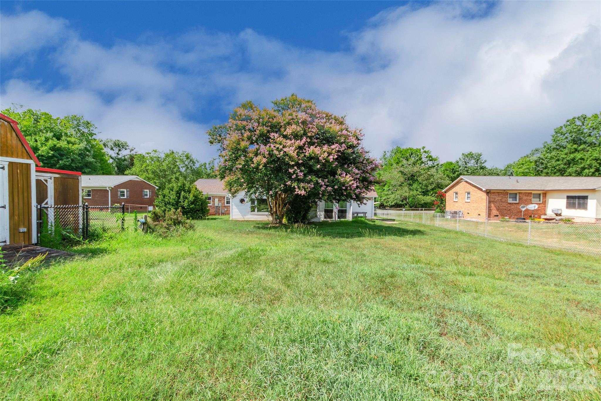 505 Pam Dr, Gastonia, NC 28056