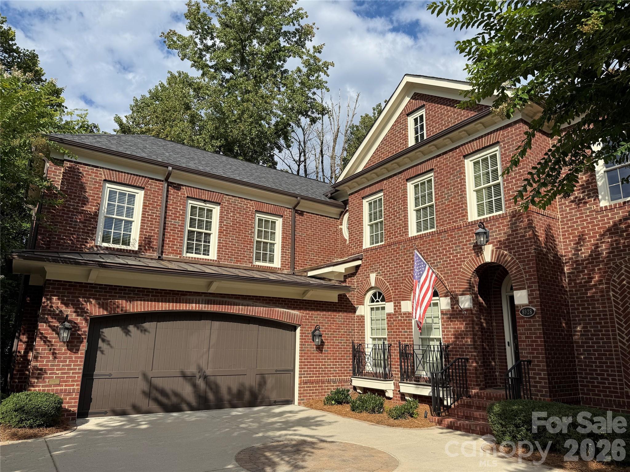 8928 Heydon Hall Cir, Charlotte, NC 28210