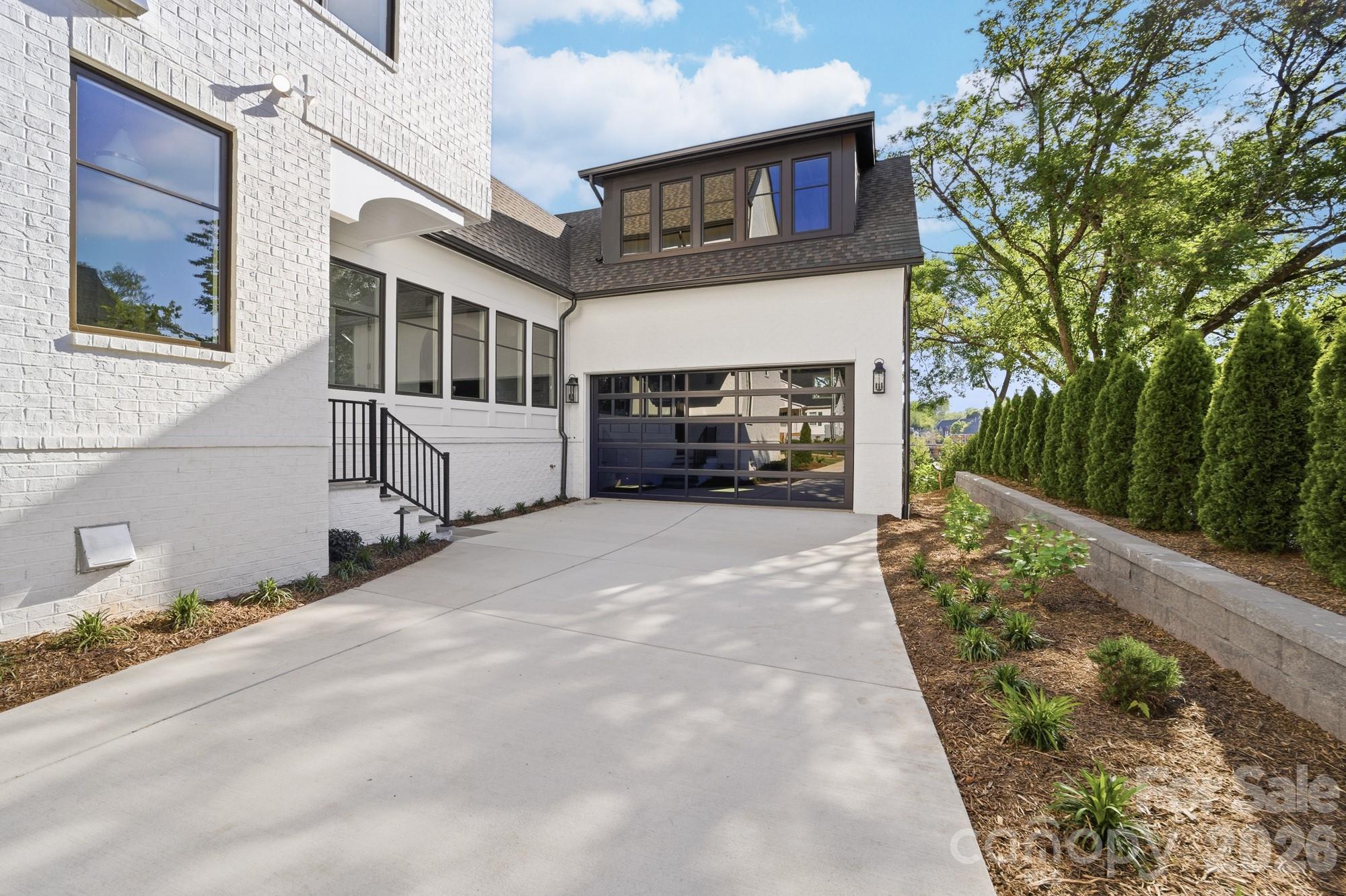 216 Walnut St, Davidson, NC 28036