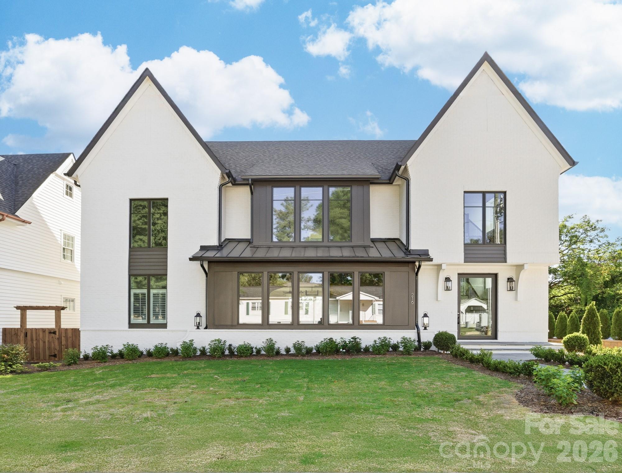 216 Walnut St, Davidson, NC 28036