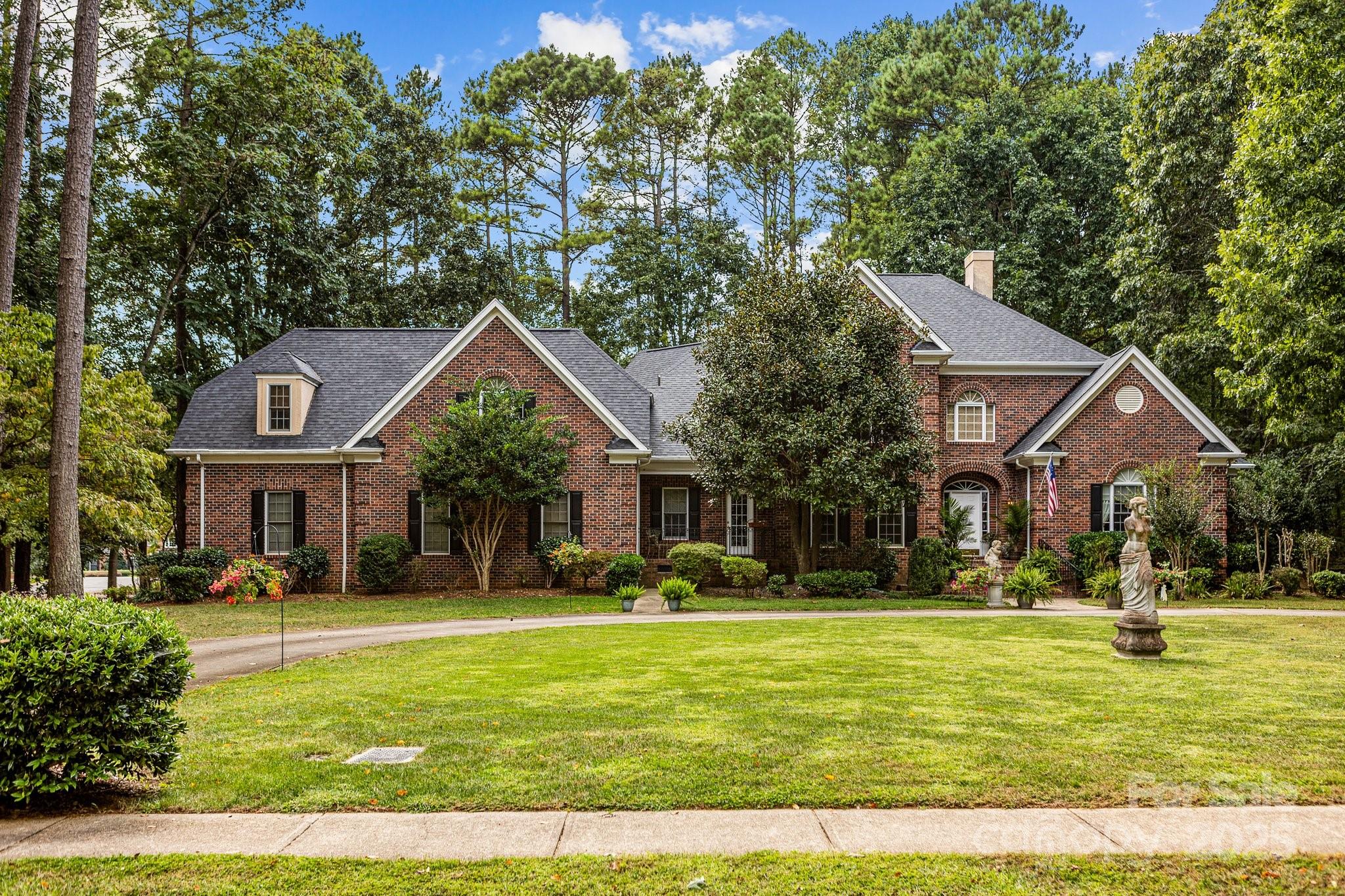 115 W Glenview Dr, Salisbury, NC 28147