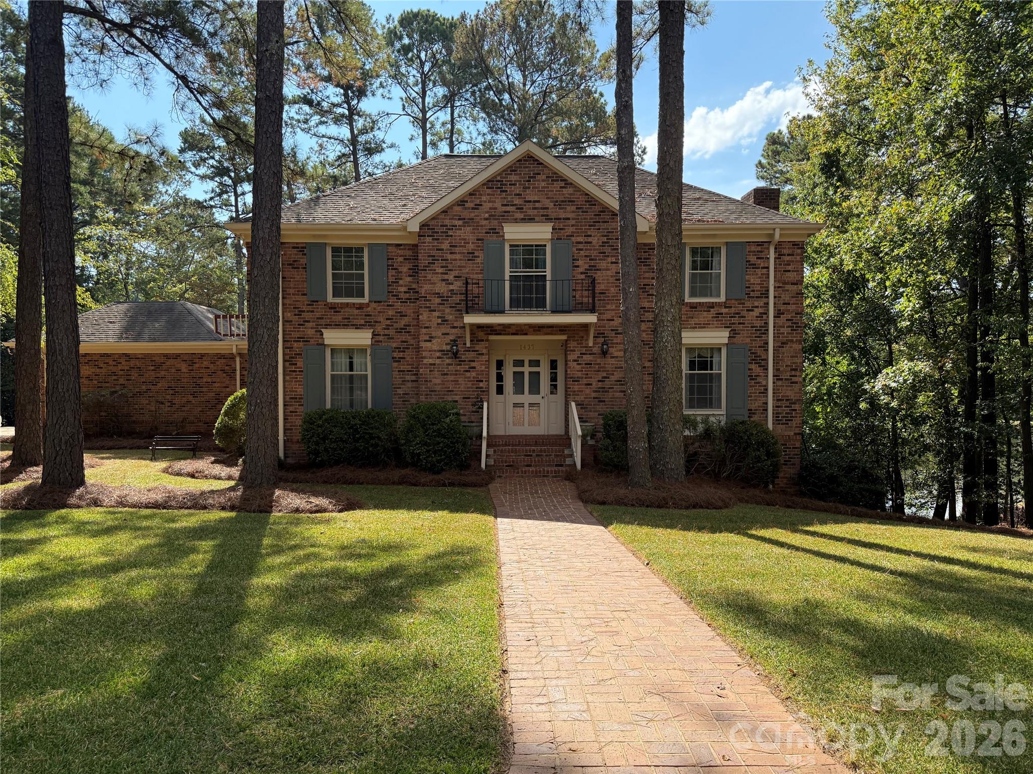 1437 Westmoreland Dr, Lancaster, SC 29720