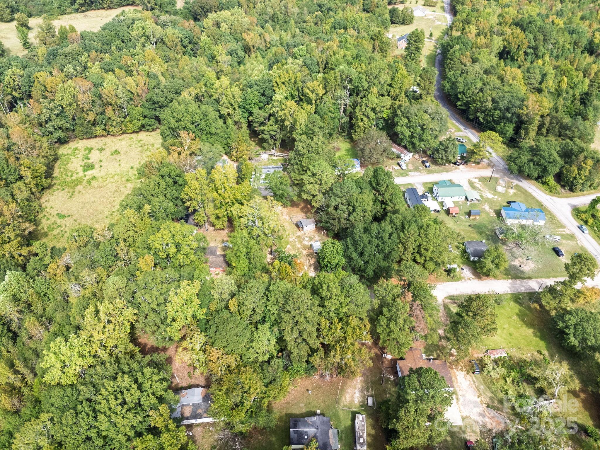 2218 Peachtree Ave, Great Falls, SC 29055