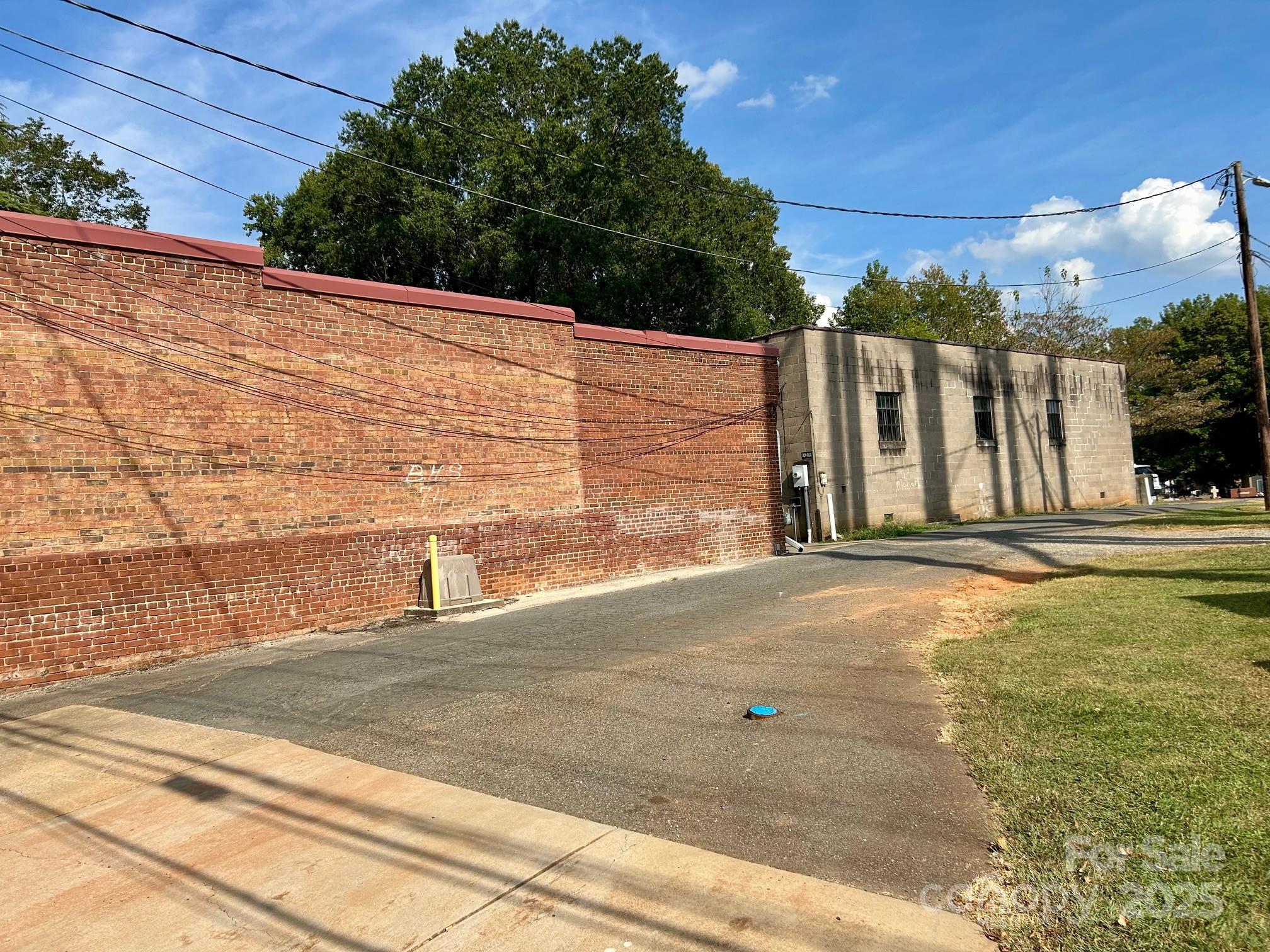 1409 S Fulton St, Salisbury, NC 28144