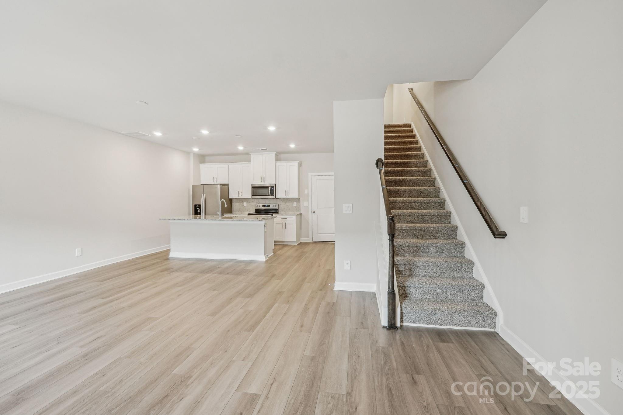 104 Ciara Pl #B, Mooresville, NC 28115