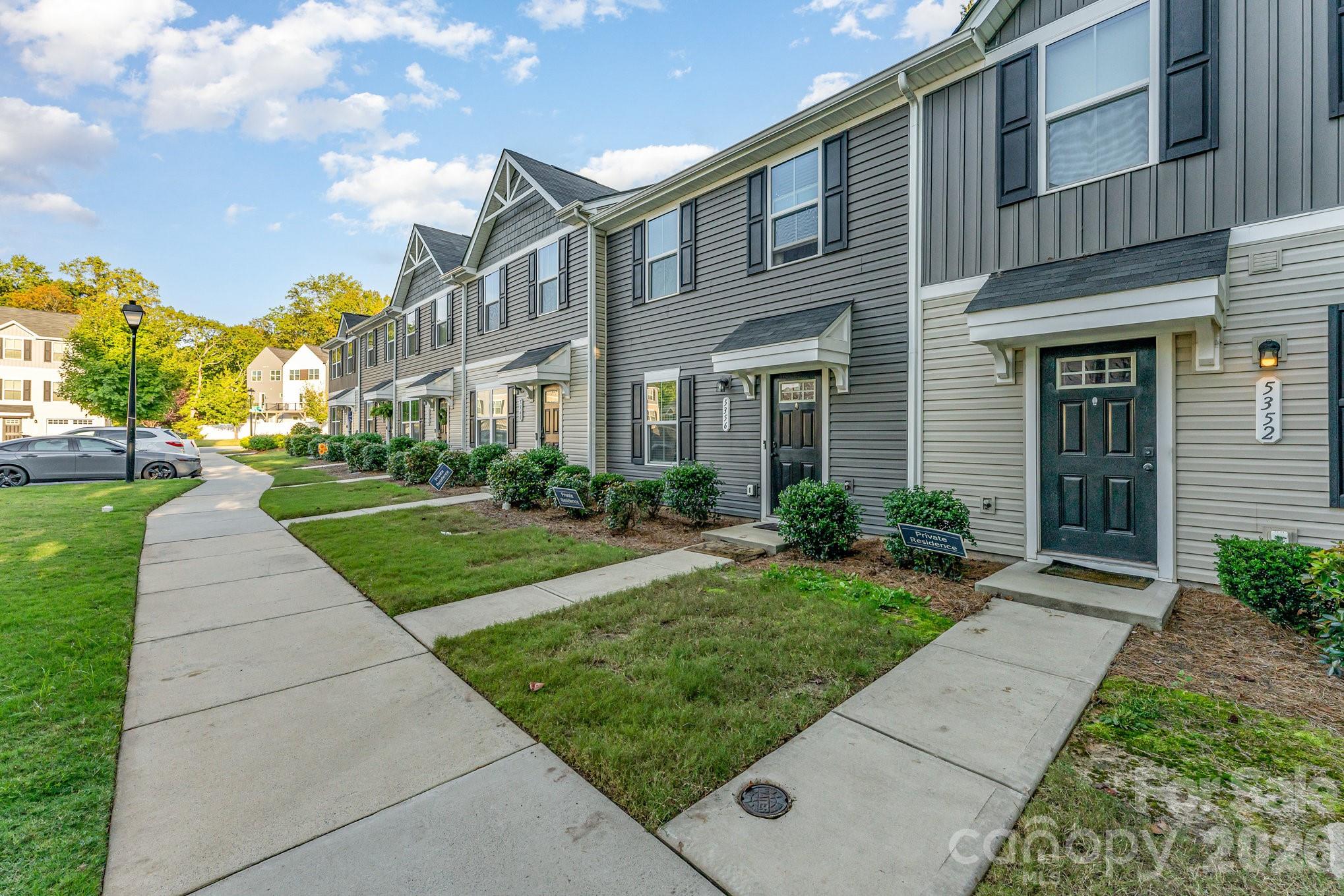 5356 Austin Knoll Ct, Charlotte, NC 28269