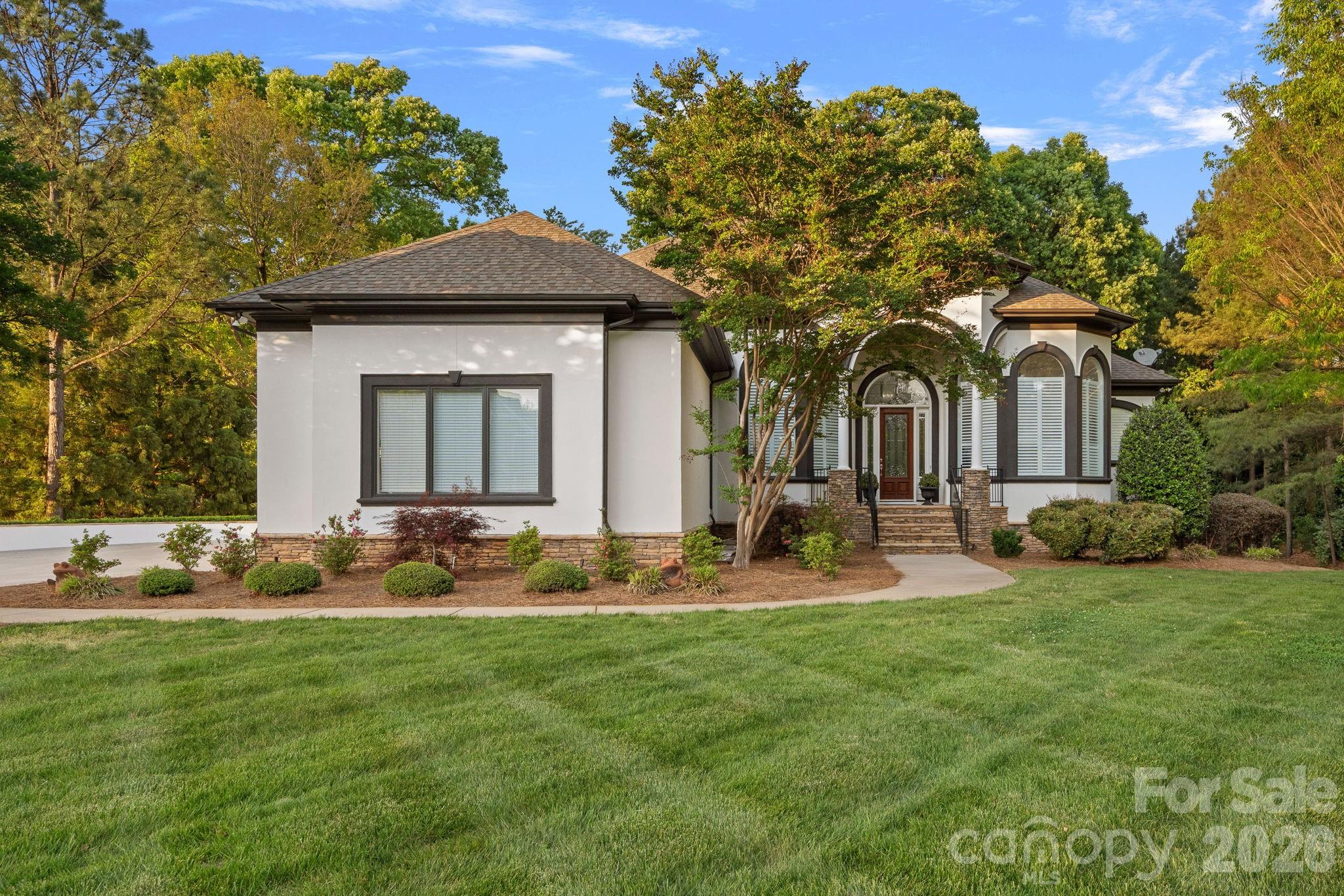 106 Lightship Dr, Mooresville, NC 28117