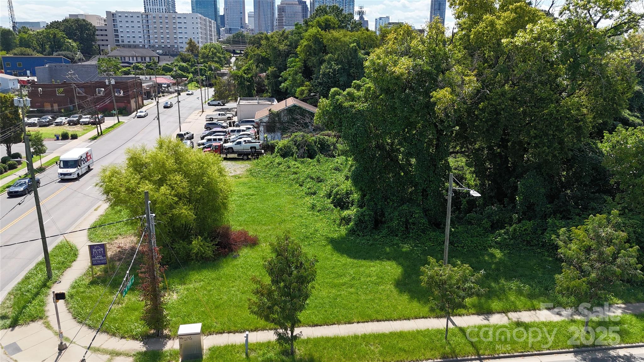 1113 N Tryon St, Charlotte, NC 28206