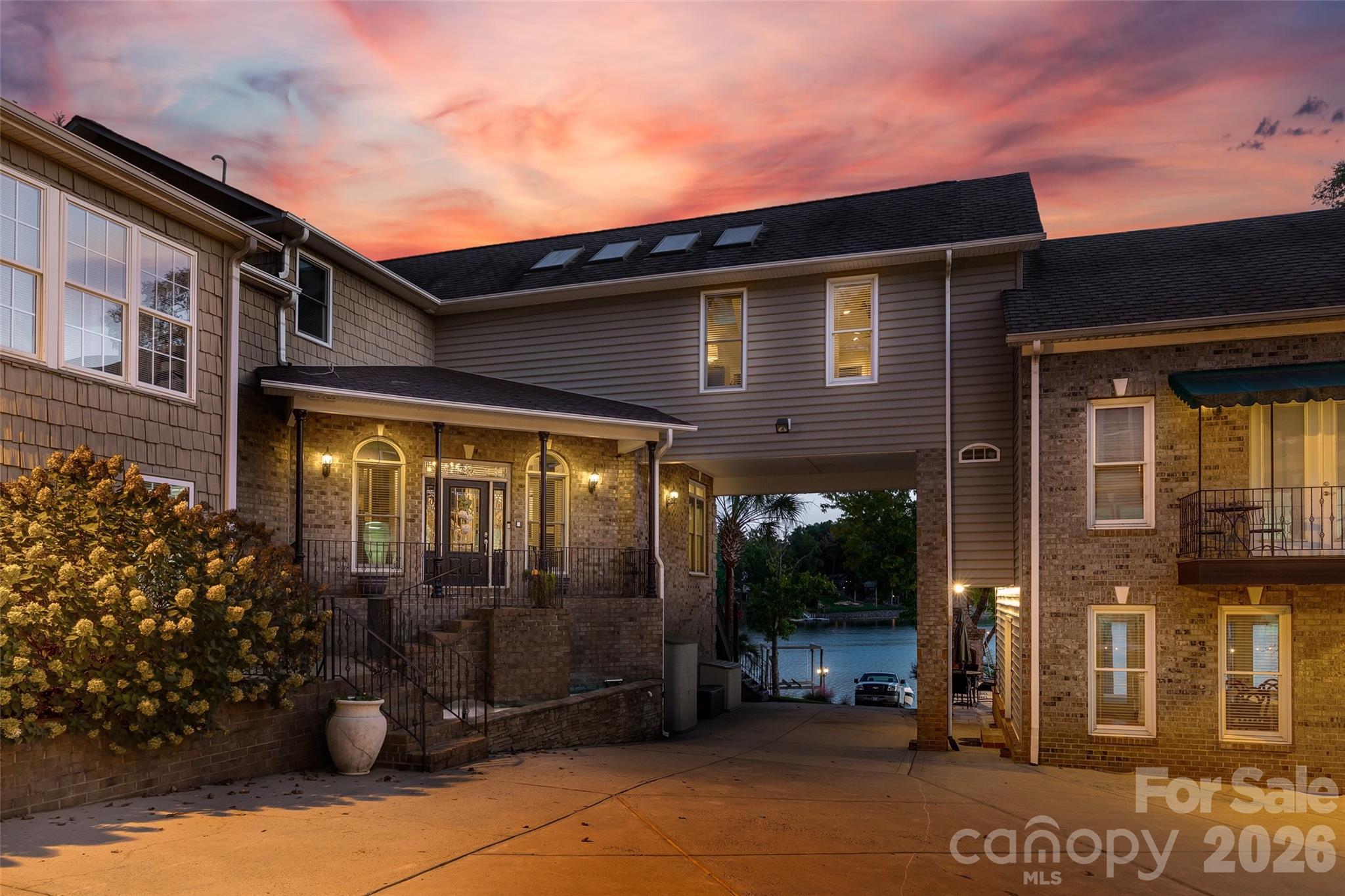 5650 Riverfront Rd, Clover, SC 29710