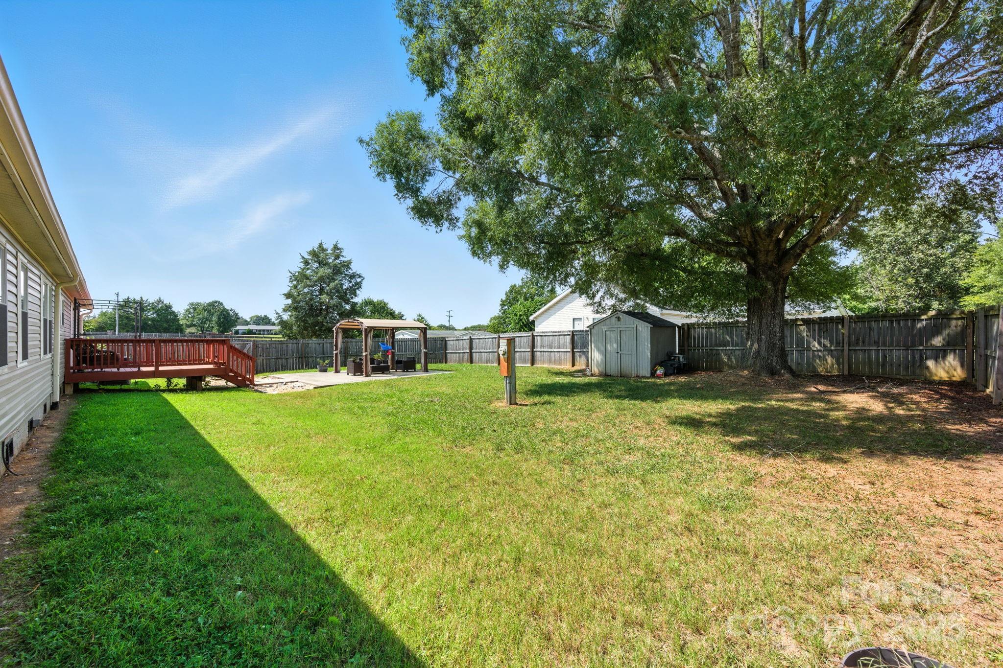 1001 Olde Creek Trl, Concord, NC 28025