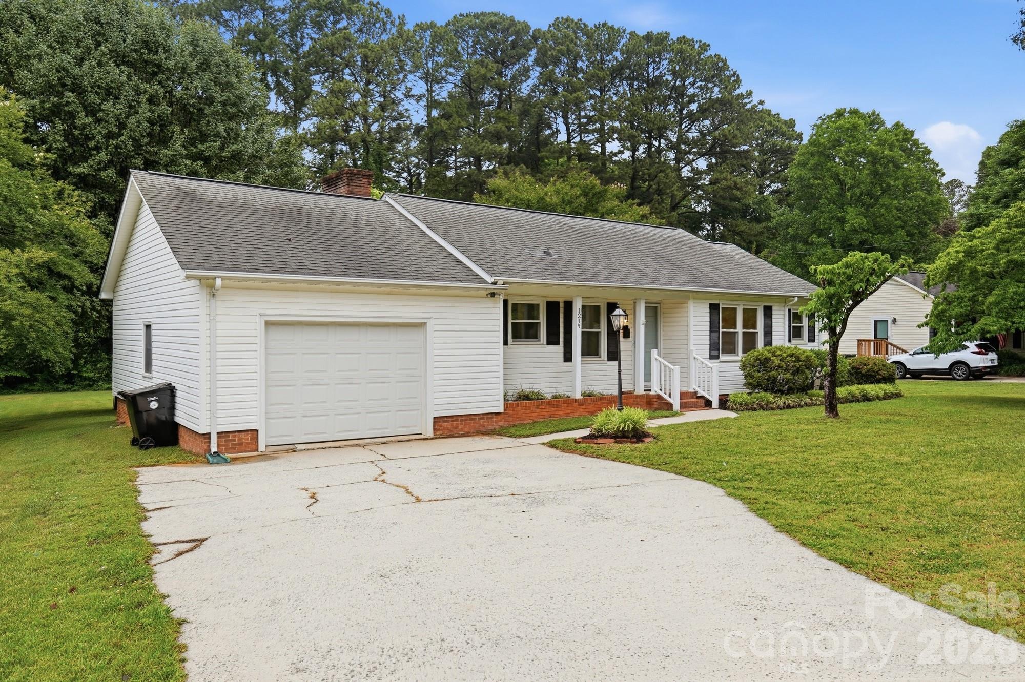 1235 Winecoff School Rd, Concord, NC 28027