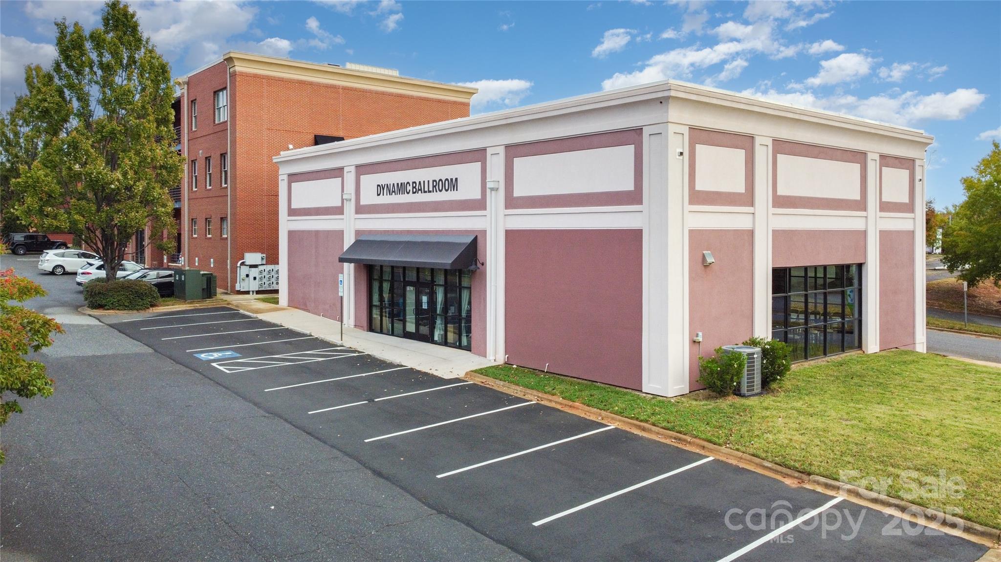 19625 Bethel Church Rd, Cornelius, NC 28031