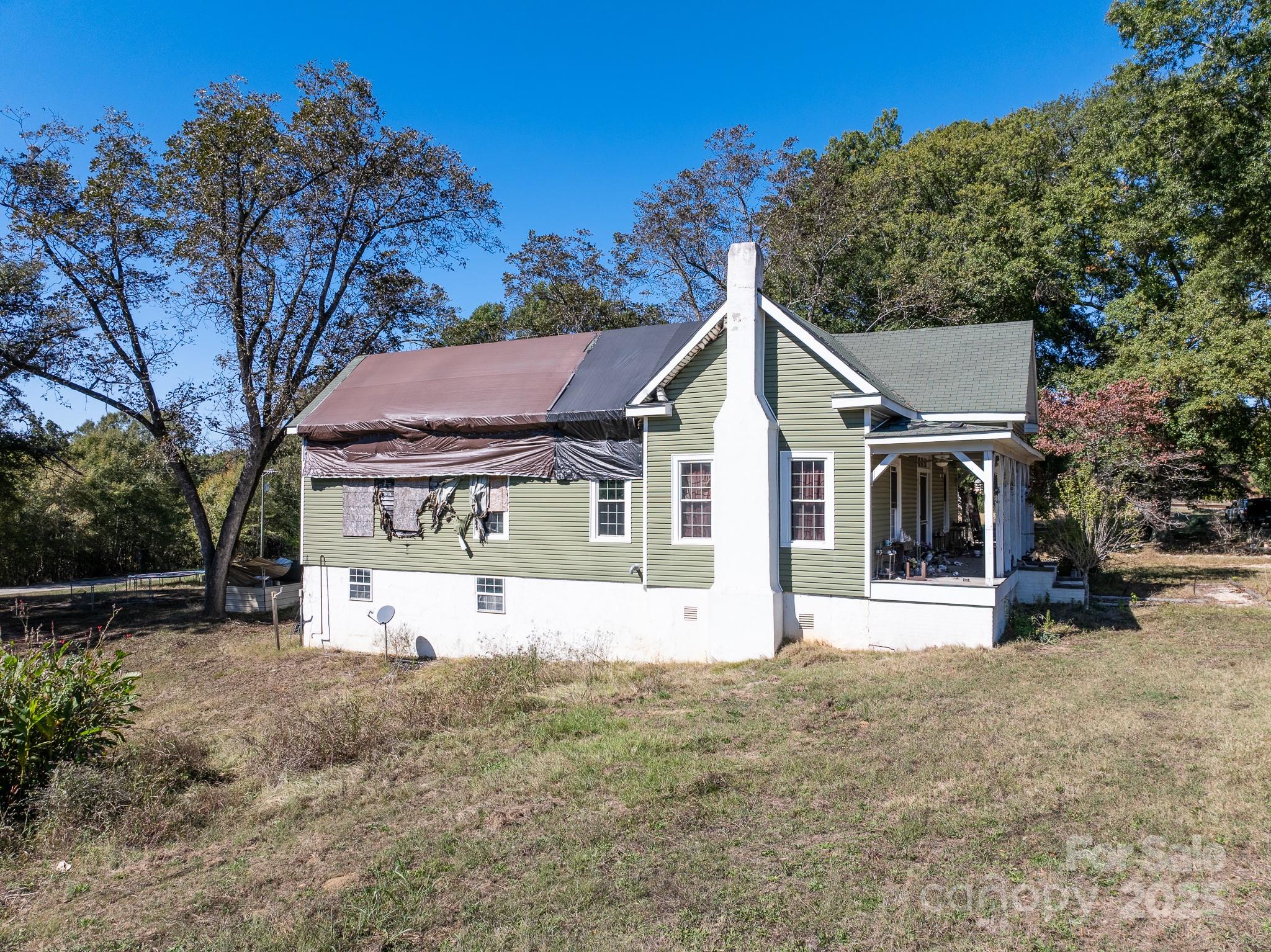 3062 Michelle Dr, Blackstock, SC 29014