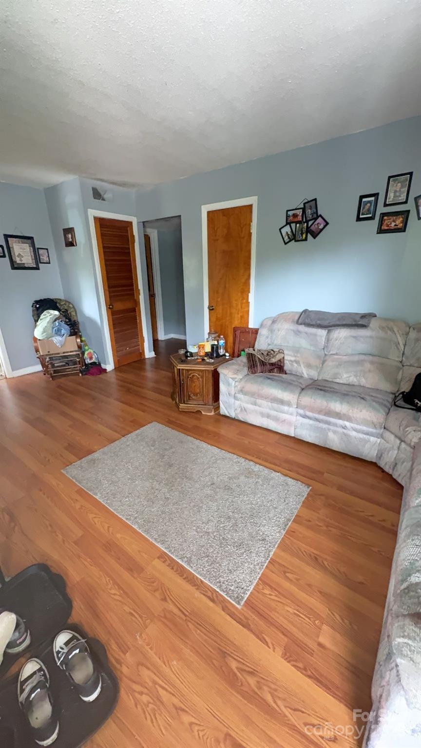 111 Saluda St, Chester, SC 29706