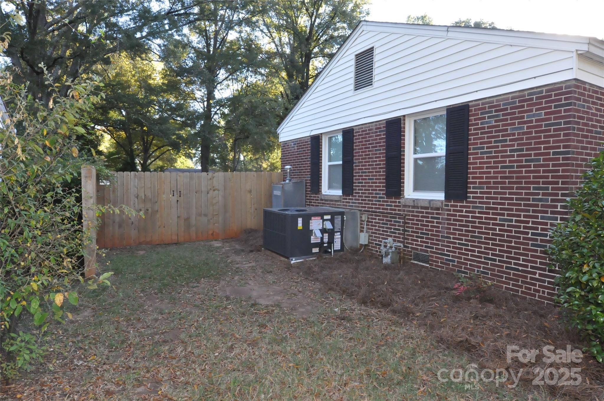 109 Hardin St, Chester, SC 29706
