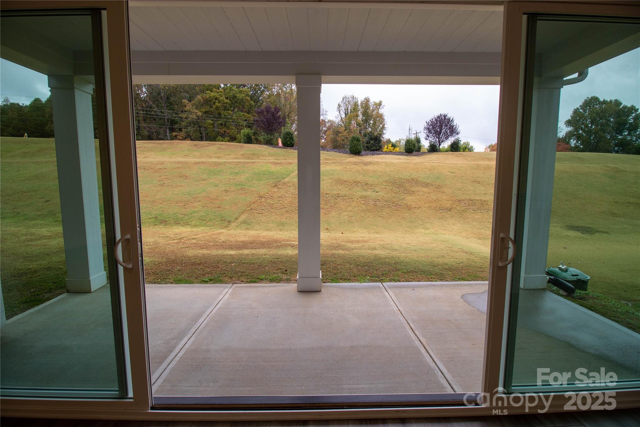 6642 Star Dr, Sherrills Ford, NC 28673