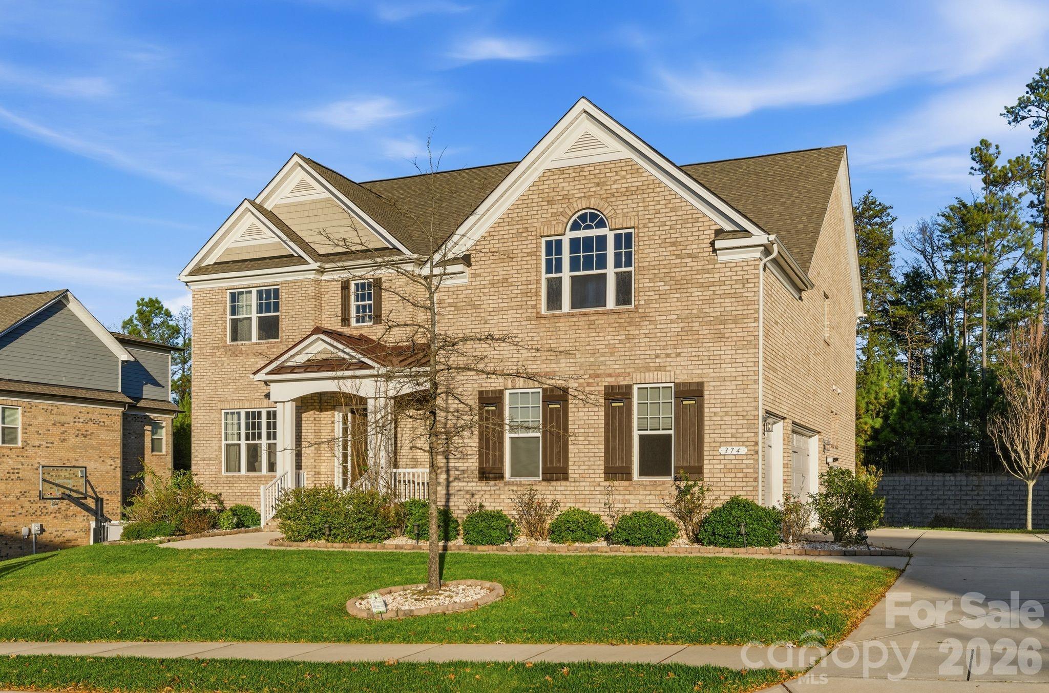 374 Hampton Trail Dr, Fort Mill, SC 29708