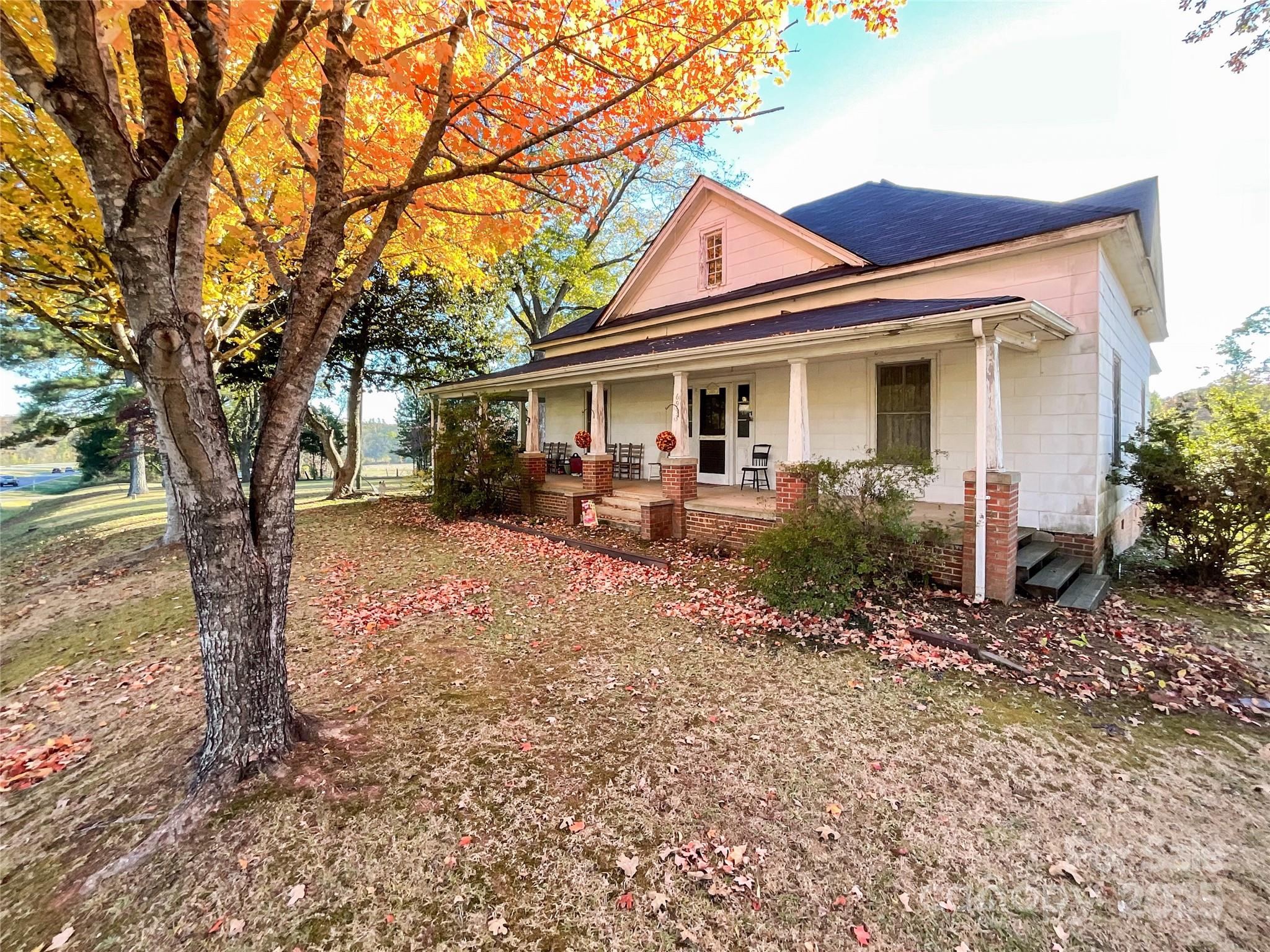6993 Charlotte Hw, Lancaster, SC 29707