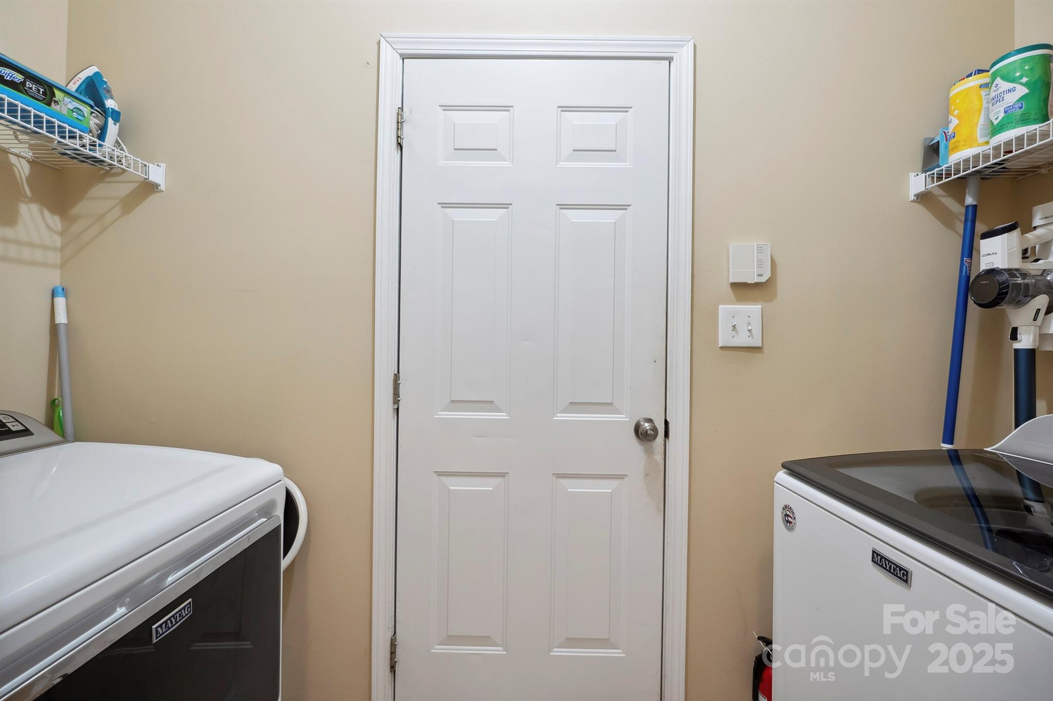 16337 Greybriar Forest Ln, Charlotte, NC 28278