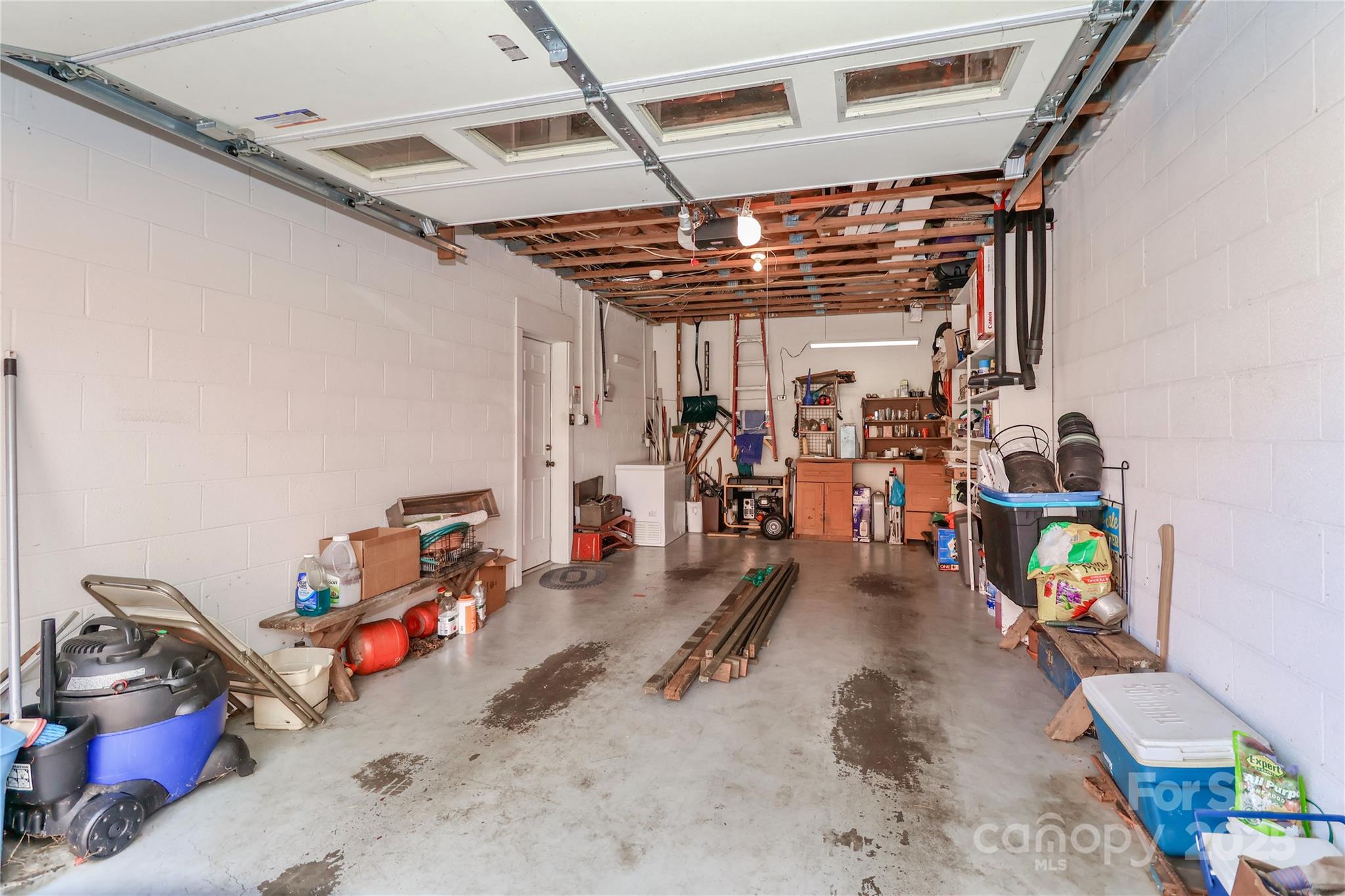 1359 Radio Rd, Statesville, NC 28625