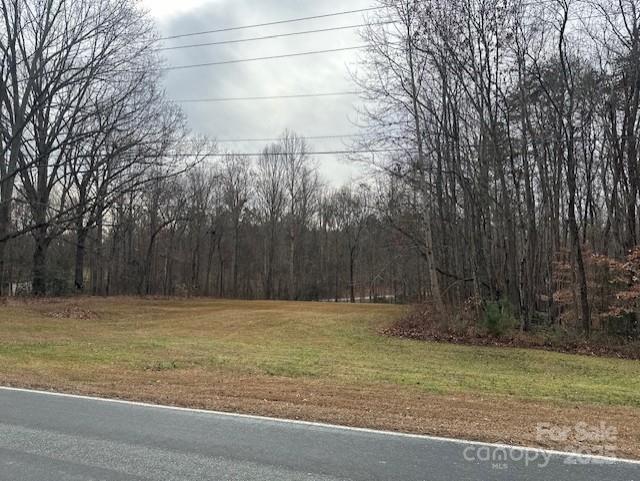 1651 Mollys Backbone Rd, Sherrills Ford, NC 28673