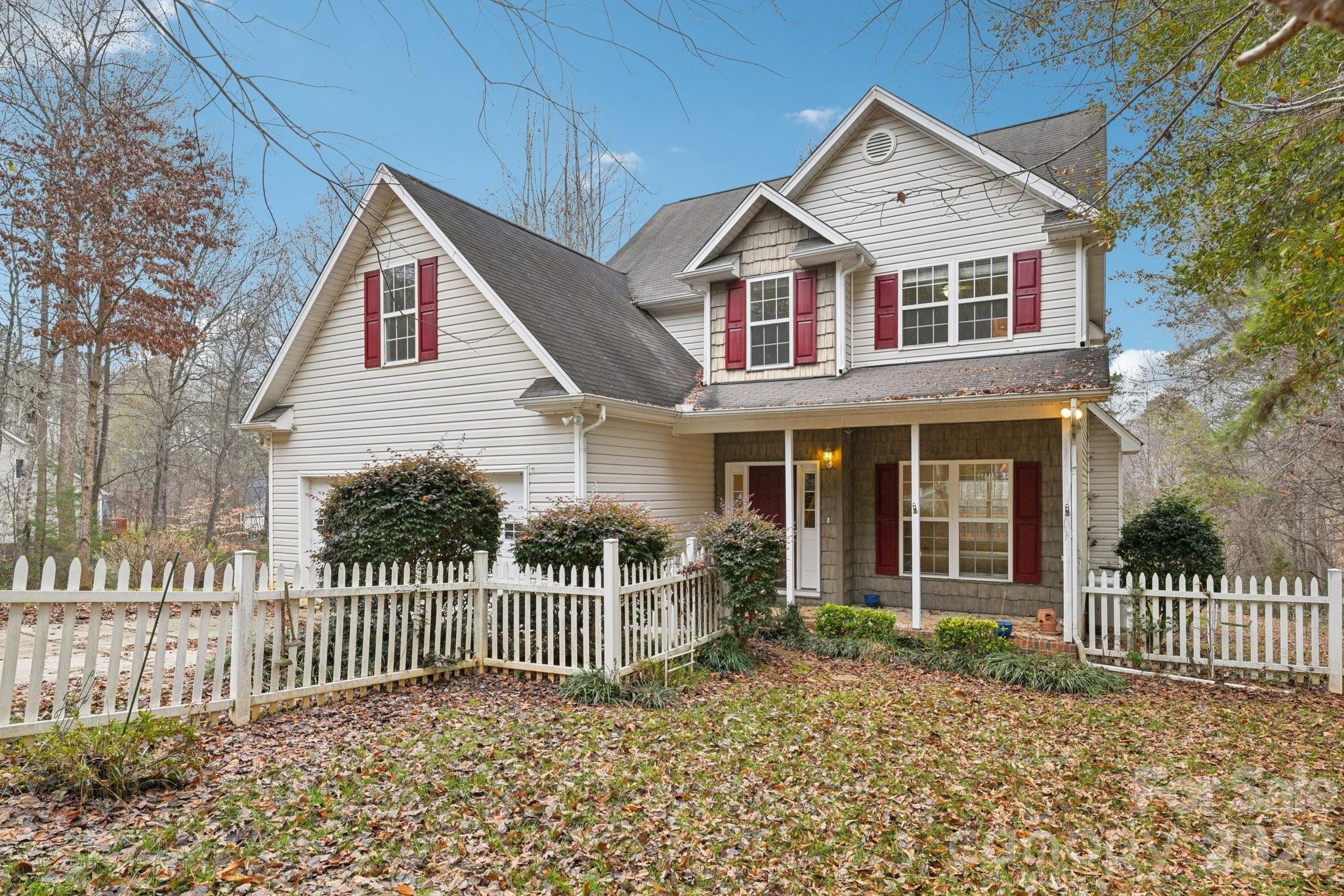 3543 Lake Bluff Dr, Sherrills Ford, NC 28673
