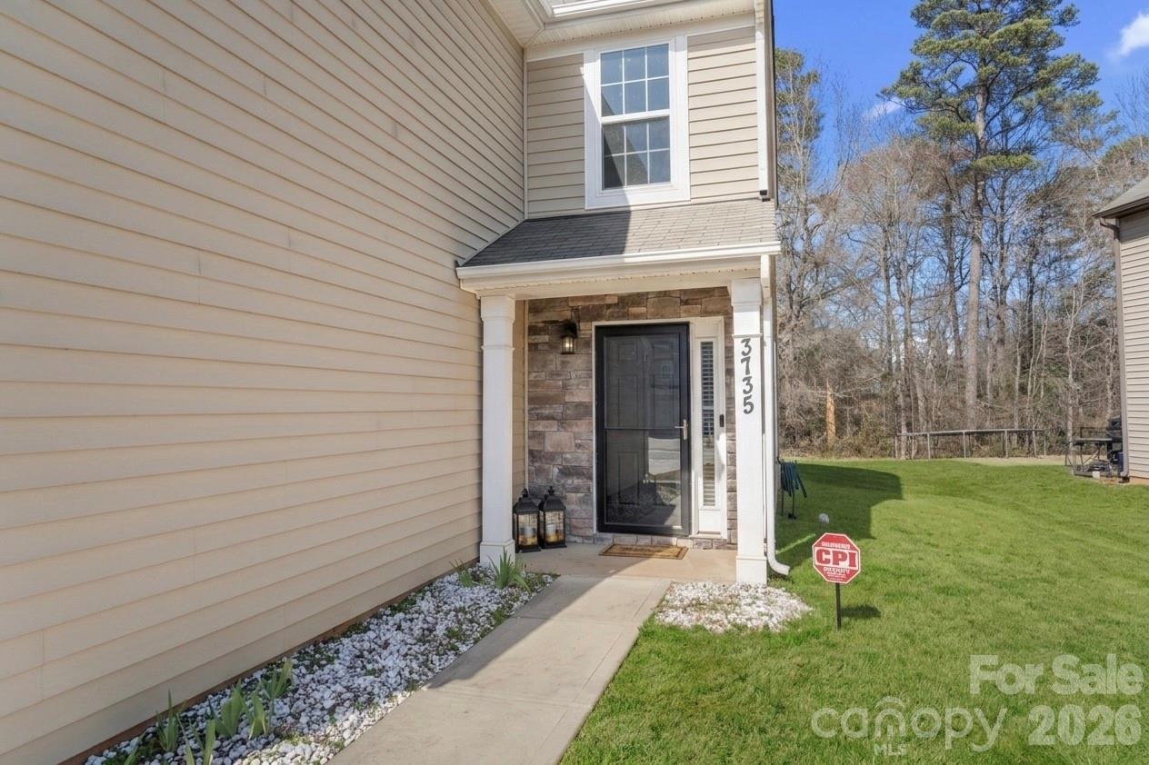 3735 Ernie Dr, Charlotte, NC 28269