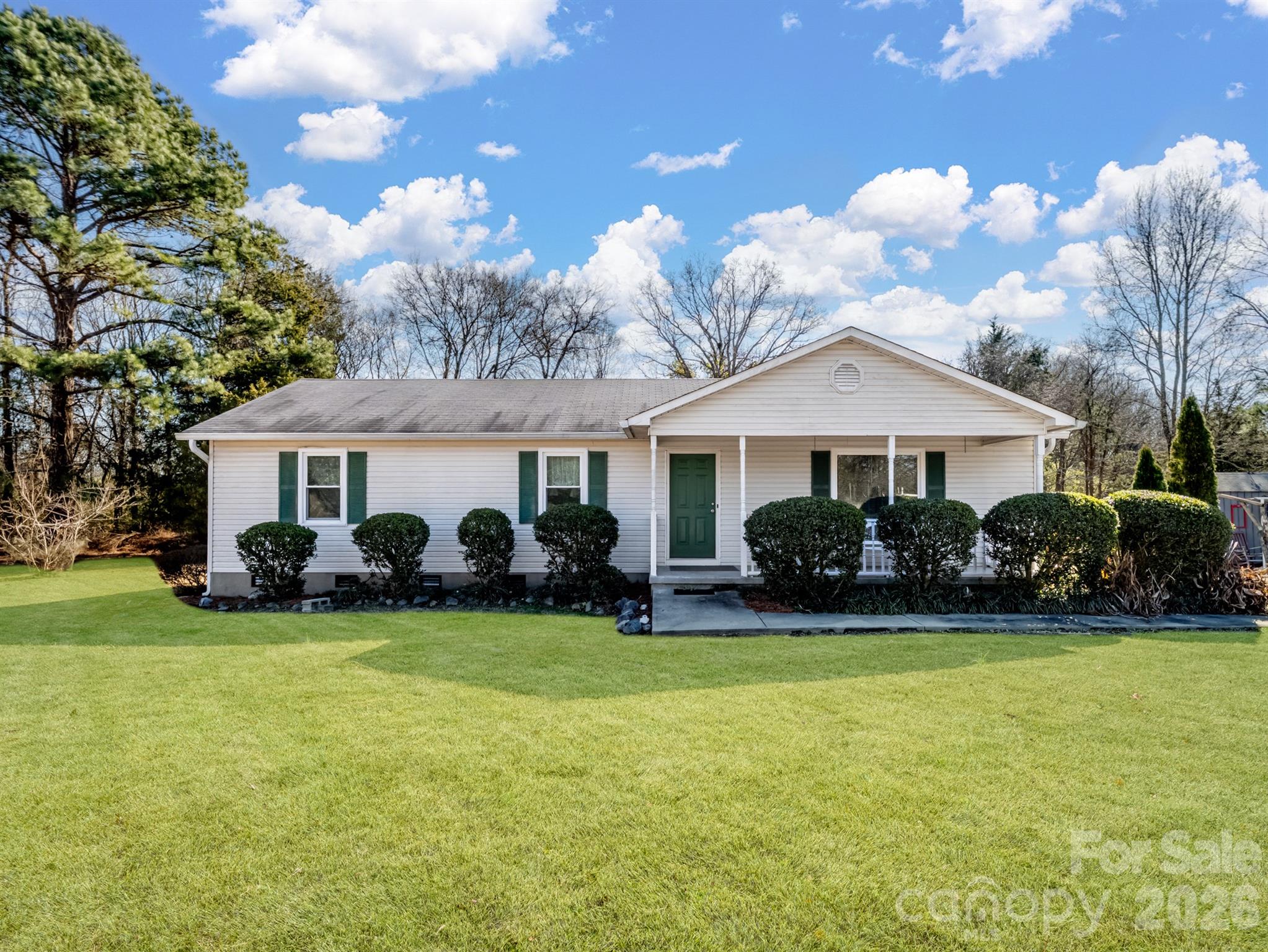1909 Charlotte Hw, York, SC 29745
